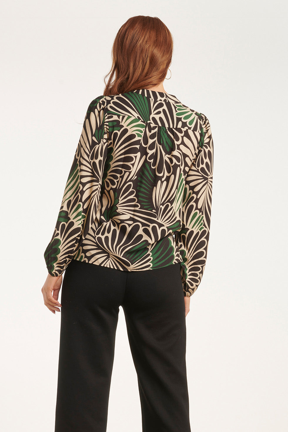 24649 e Grafische Print Top | Black - Muticolour
