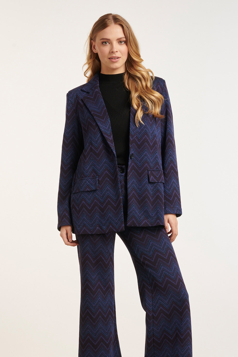 24677 Zigzag Print Oversized Blazer | Navy - Black
