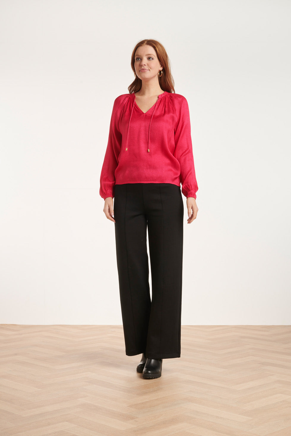 24700 Fuchsia Jacquard V-Hals Top Met Zebra Motief | Pink