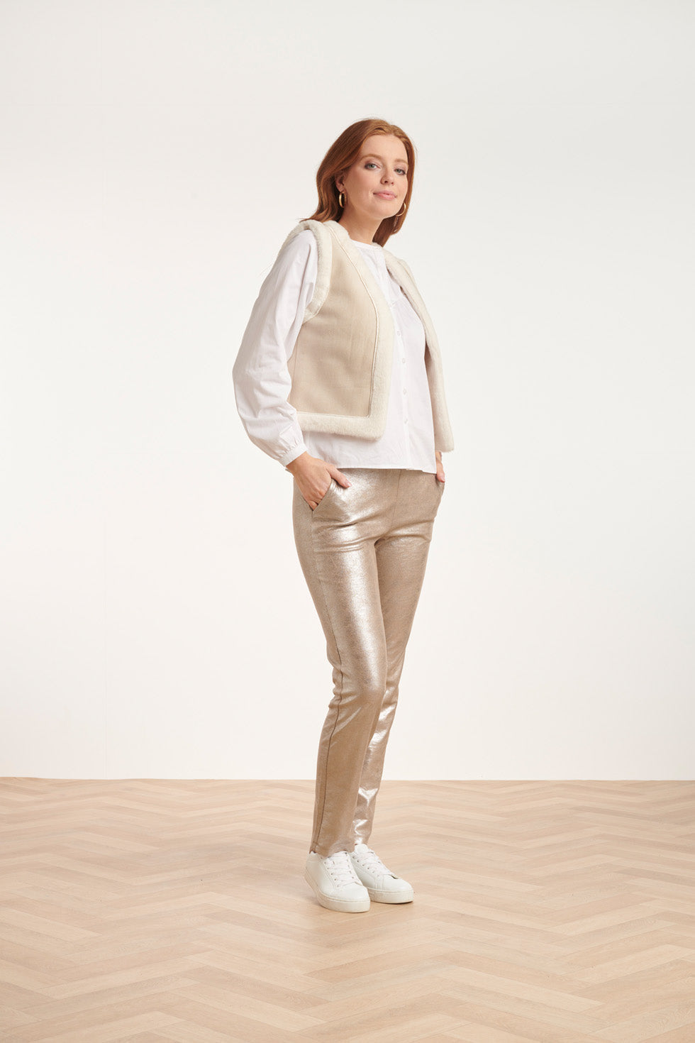24707 Suedine Gilet | Sand