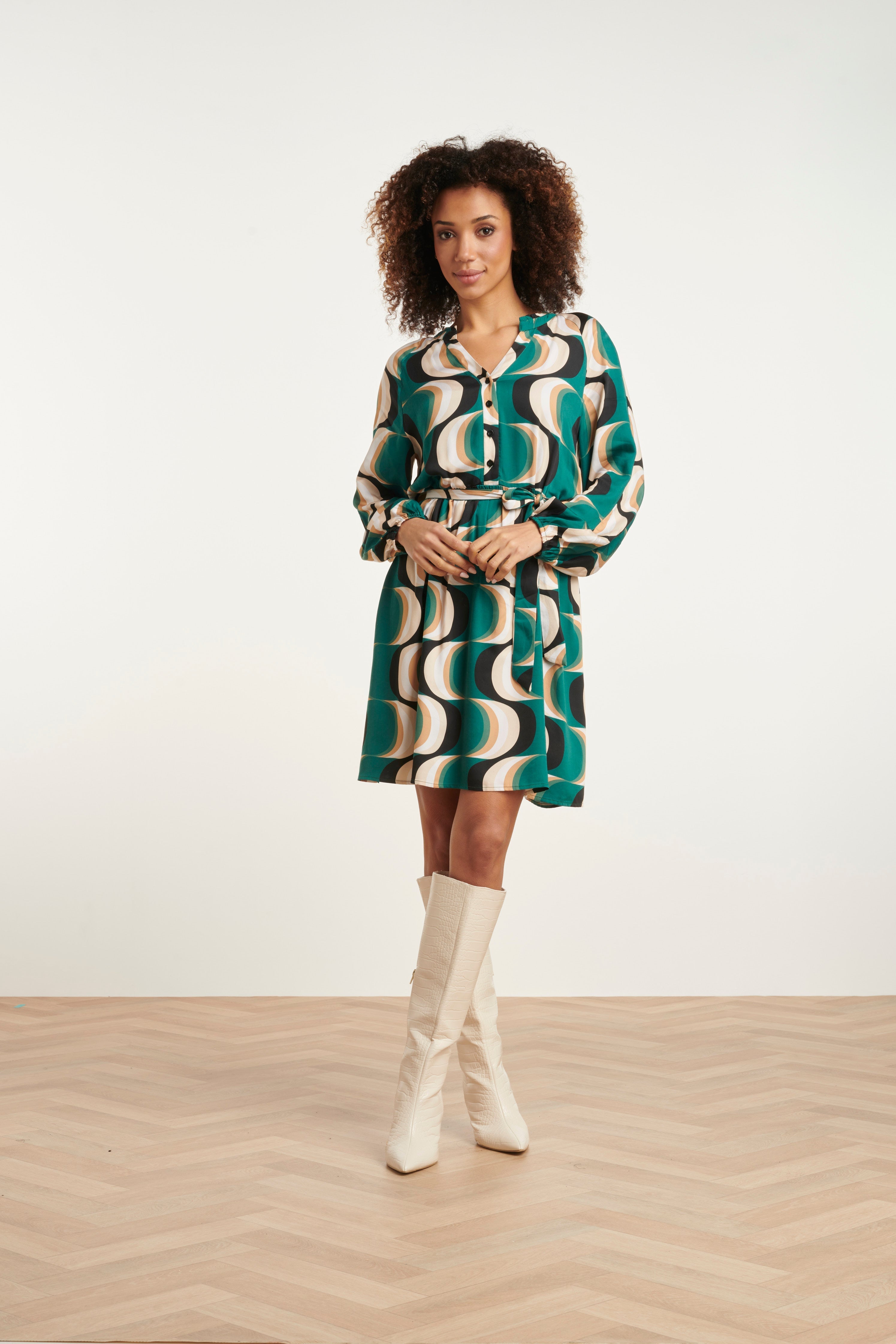 24757 Retro Graphic Jurk | Bottle - Muticolour