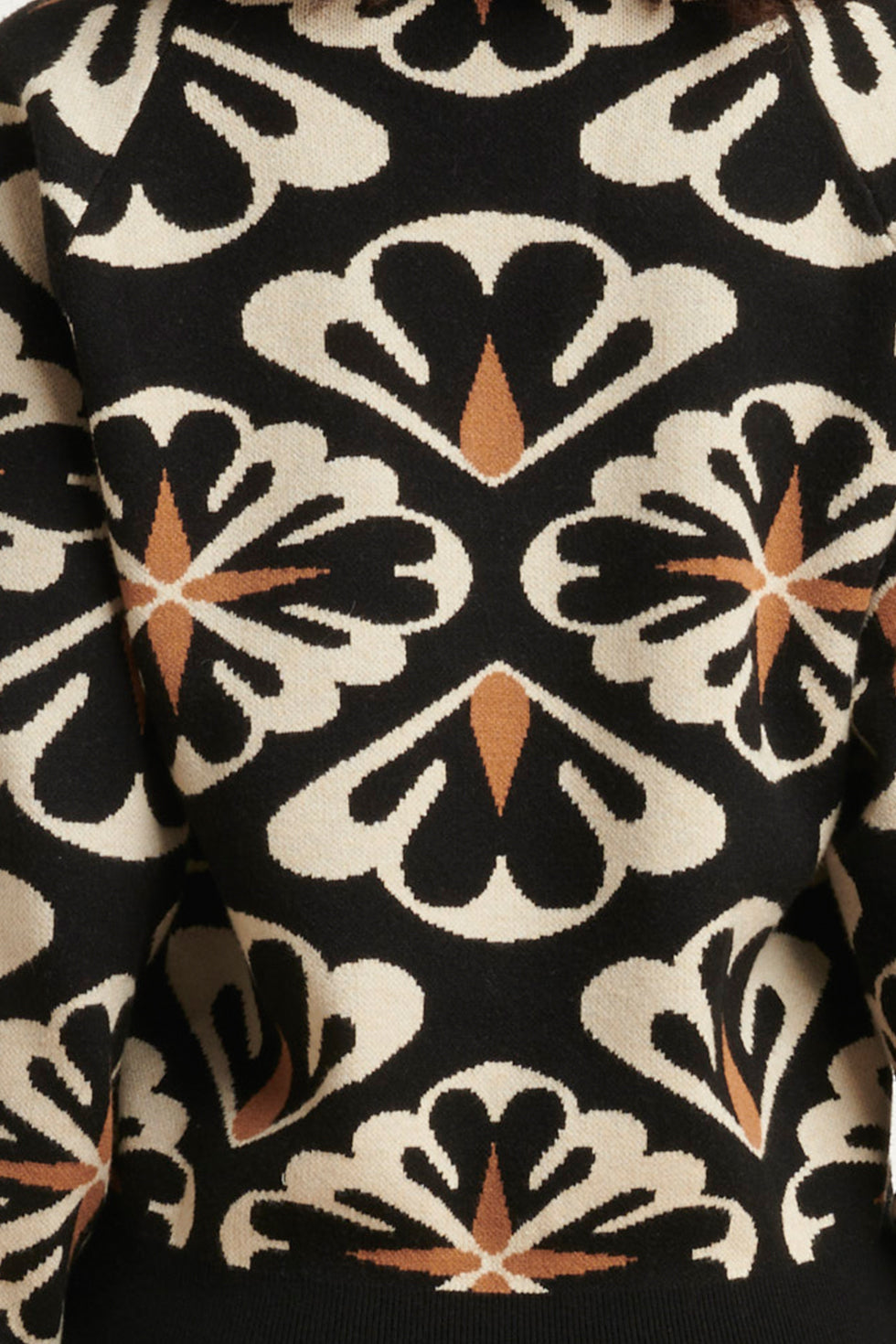 24777 E Oversized Trui Met Grafische Bloemenprint | Black - Sand