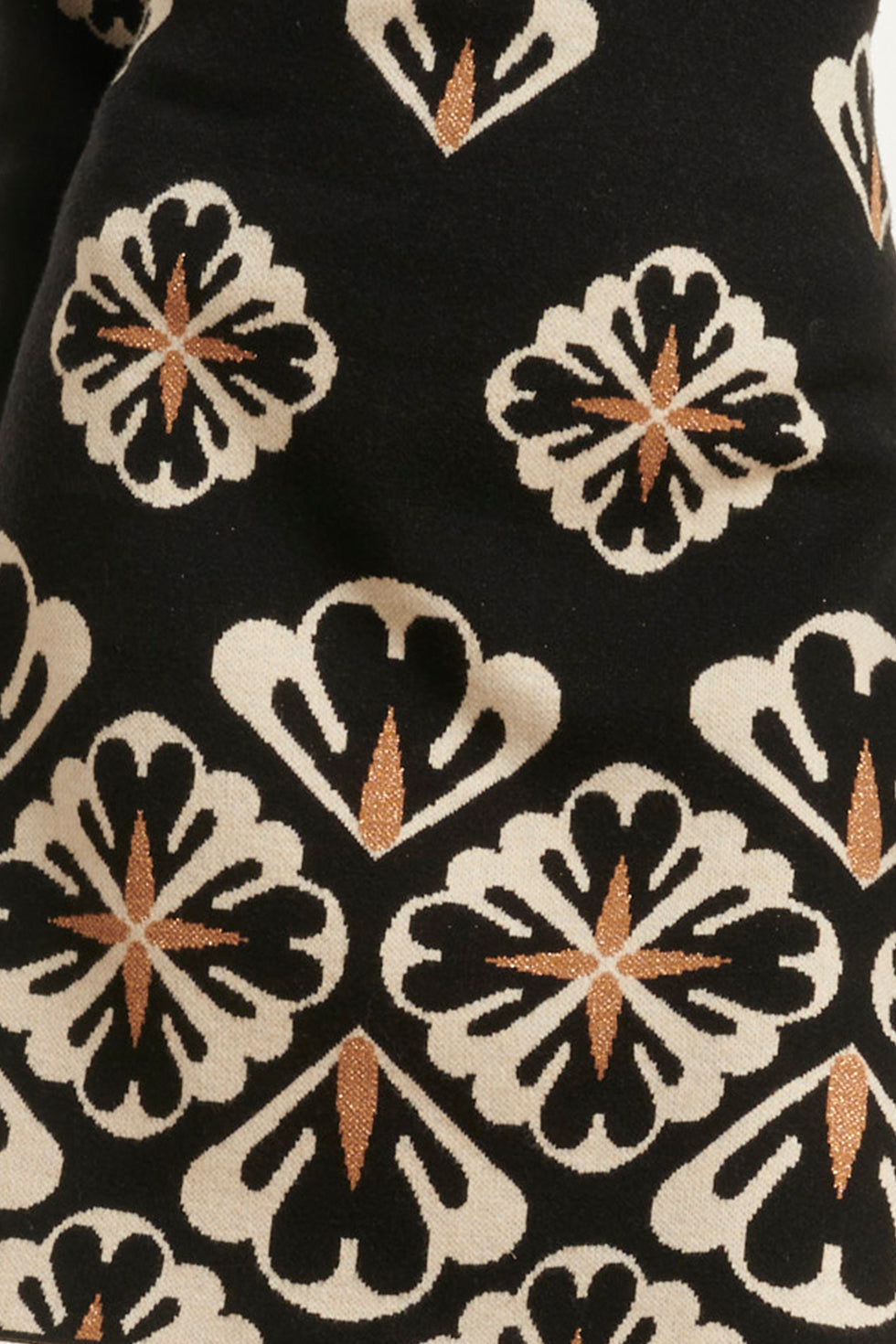 24779 E Gebreide Jurk Met Grafische Bloemenprint | Black - Sand