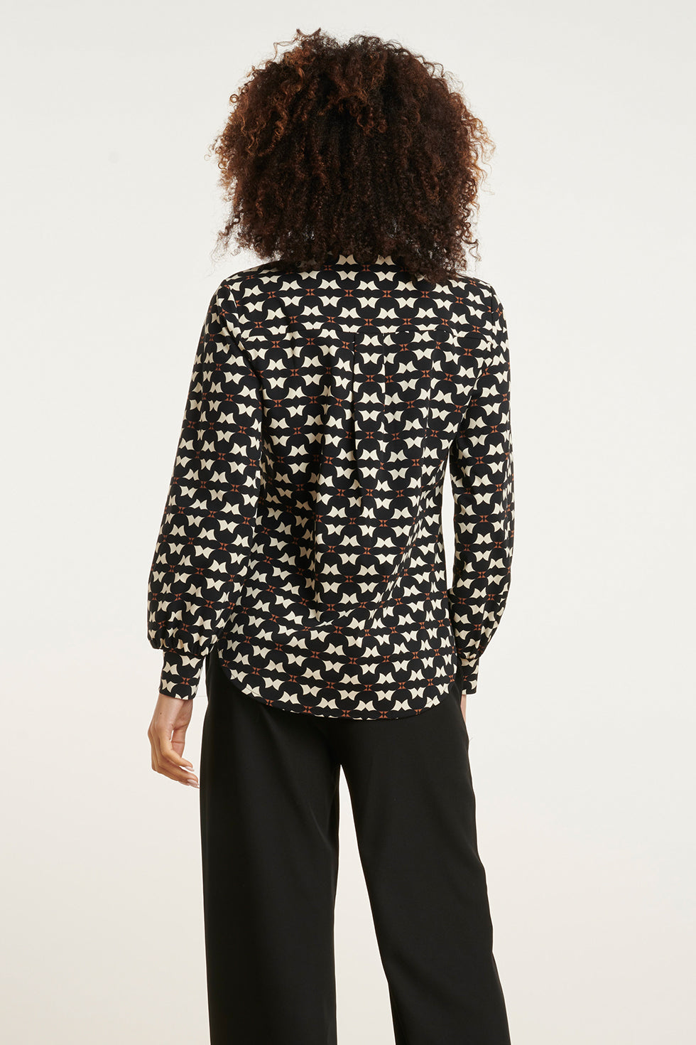 24820 Grafisch Geprint Travel Kwaliteit Blouse | Black - Sand