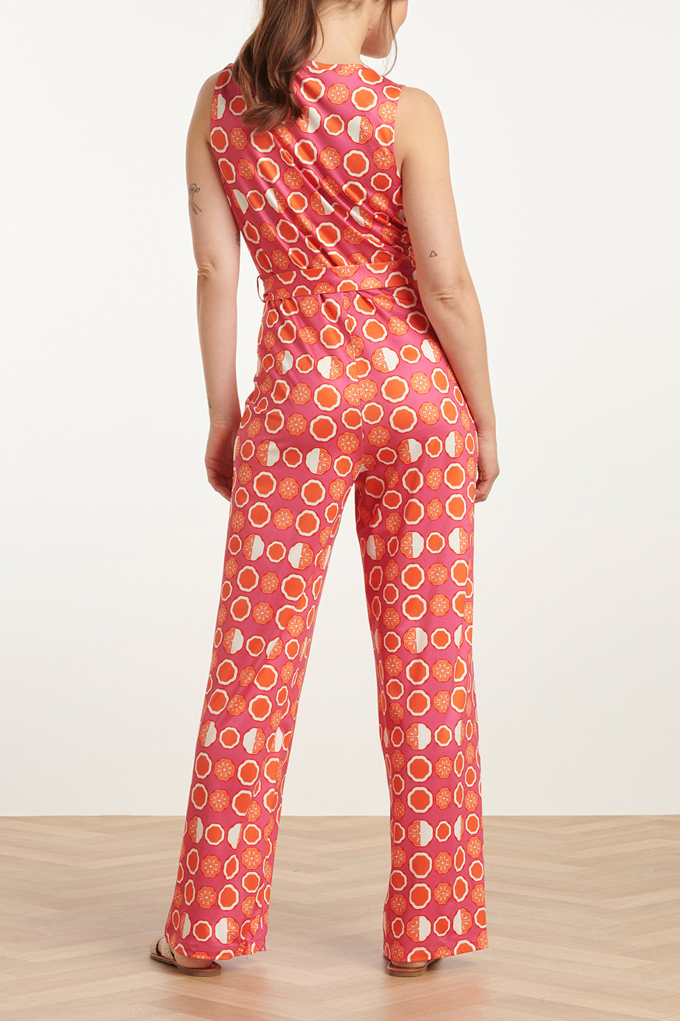 25025 V-Hals Jumpsuit Met Grafische Fruitprint | Pink - Muticolour