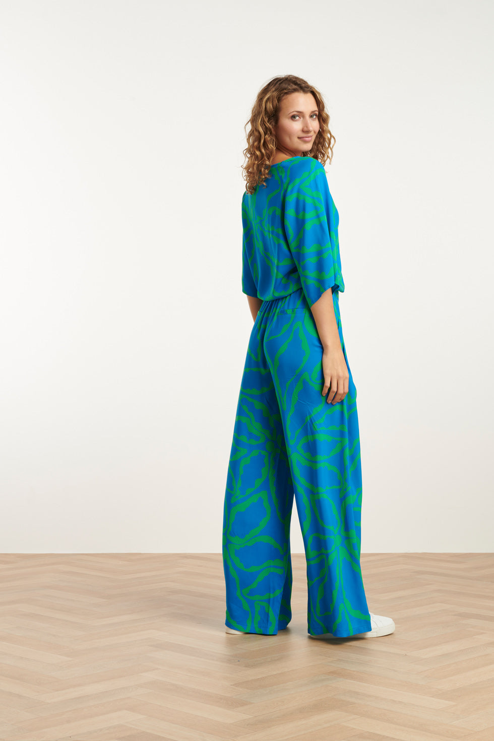 25067 Top Met Grafische Bloemenprint | Cobalt-Green