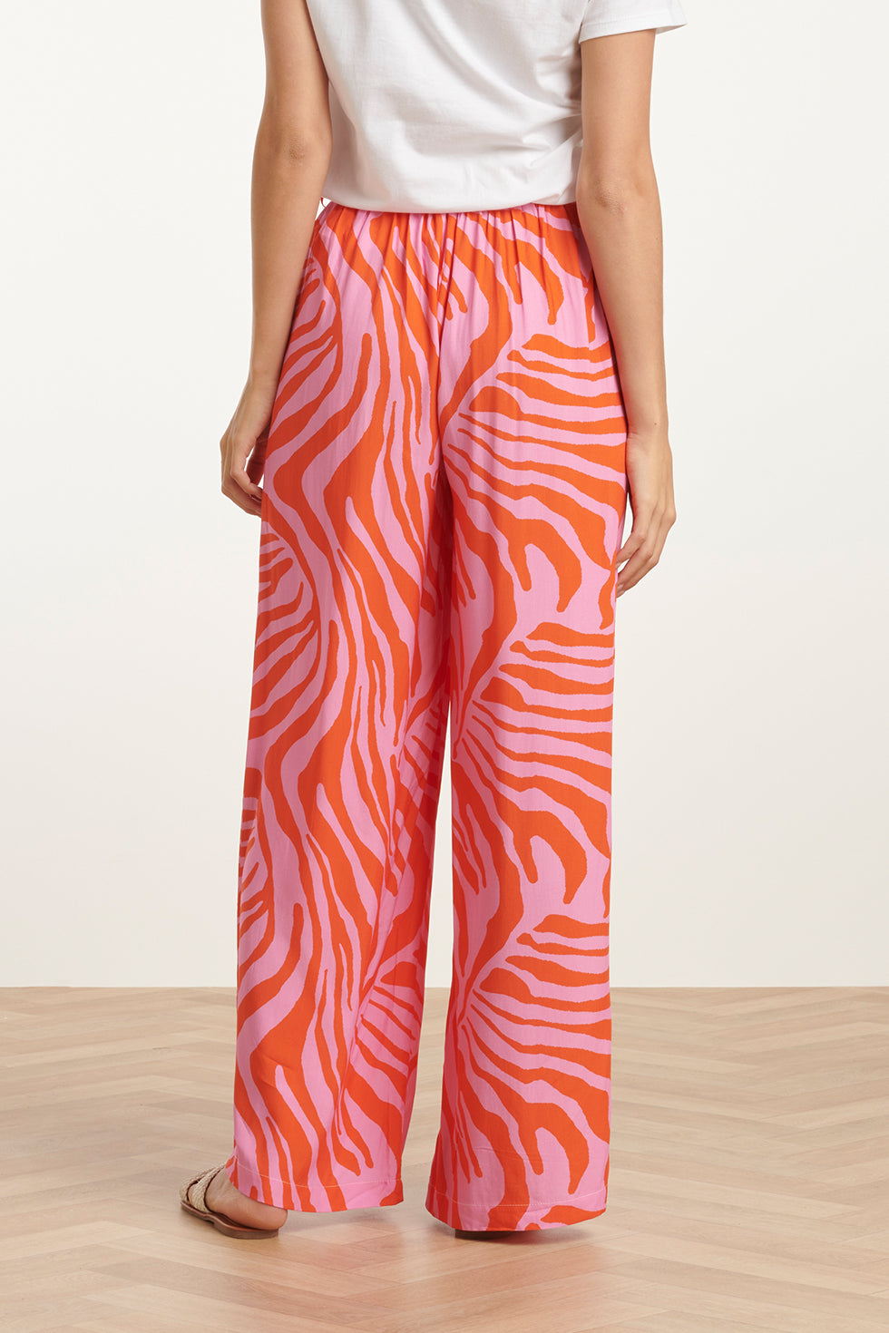25087 Wide Pants Met Dierenprint | Pink-Orange