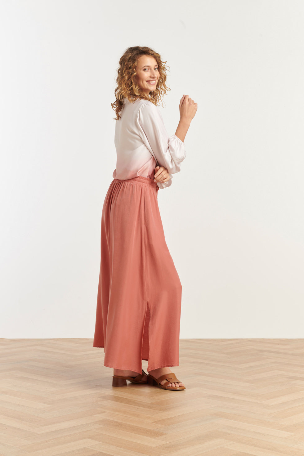 25143 Rayon Satin Maxi Rok | Old Pink