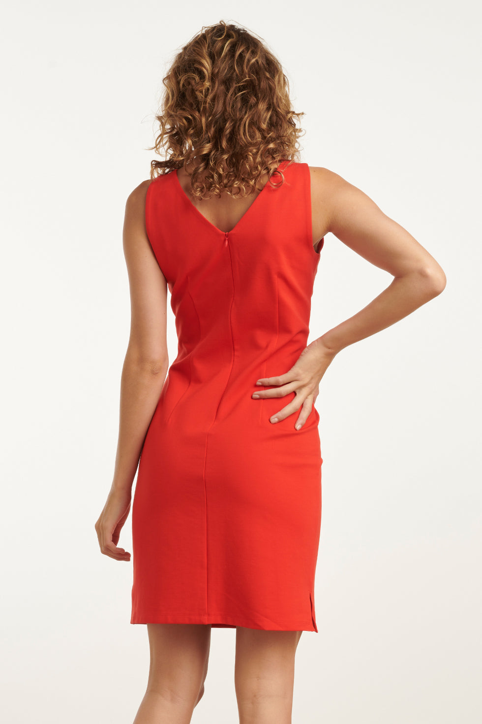 25145 Mouwloze Getailleerde Jurk | Red