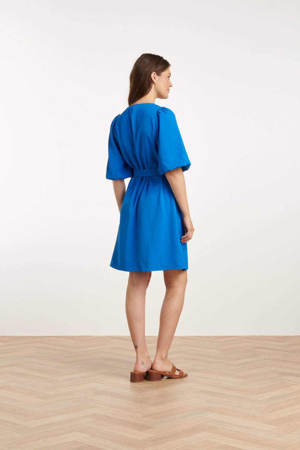 25152 Balloon Sleeve Kort Jurkkobalt | Cobalt Blue