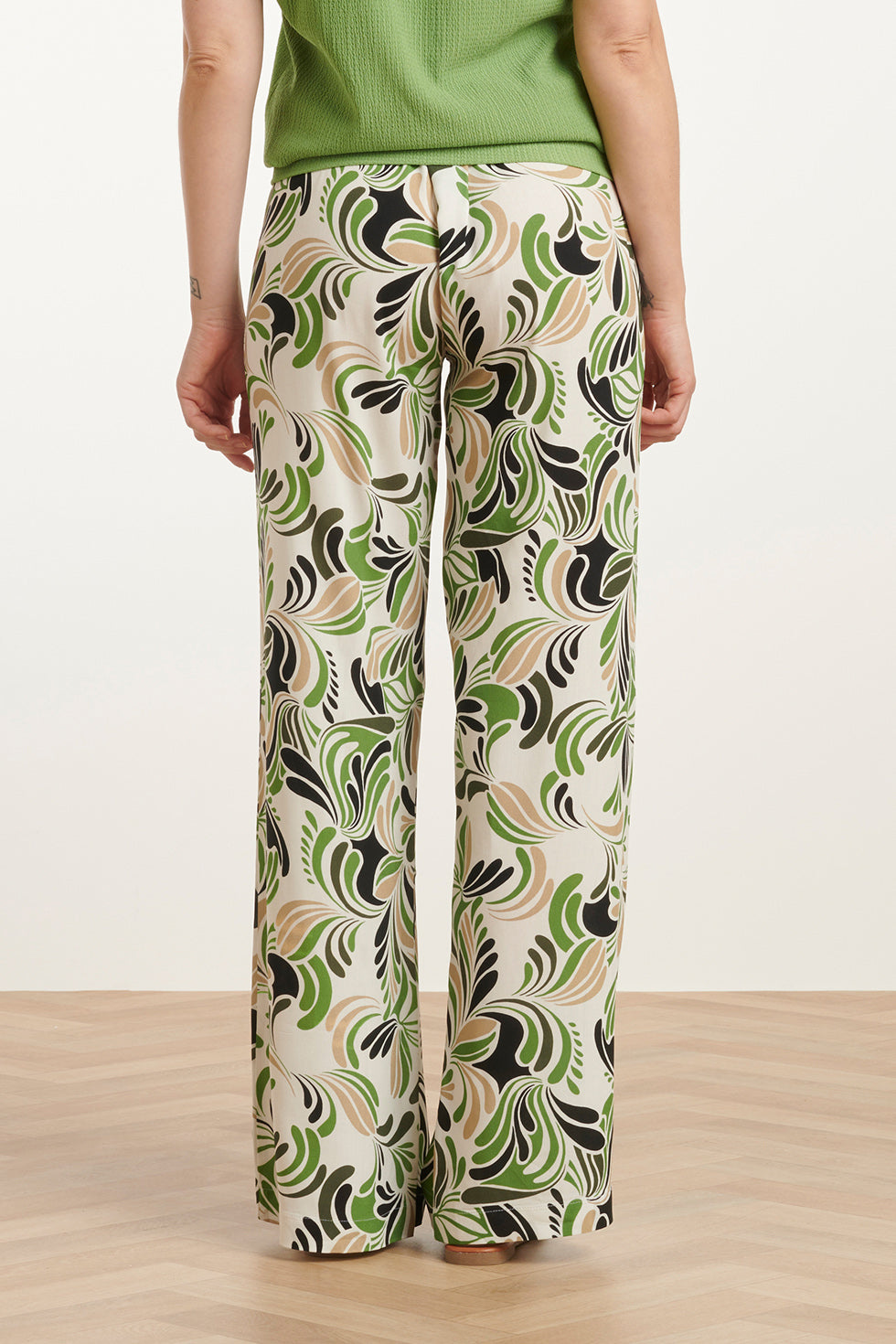 25153 Te Grafische Geprinte Broek | Sand-Light Green
