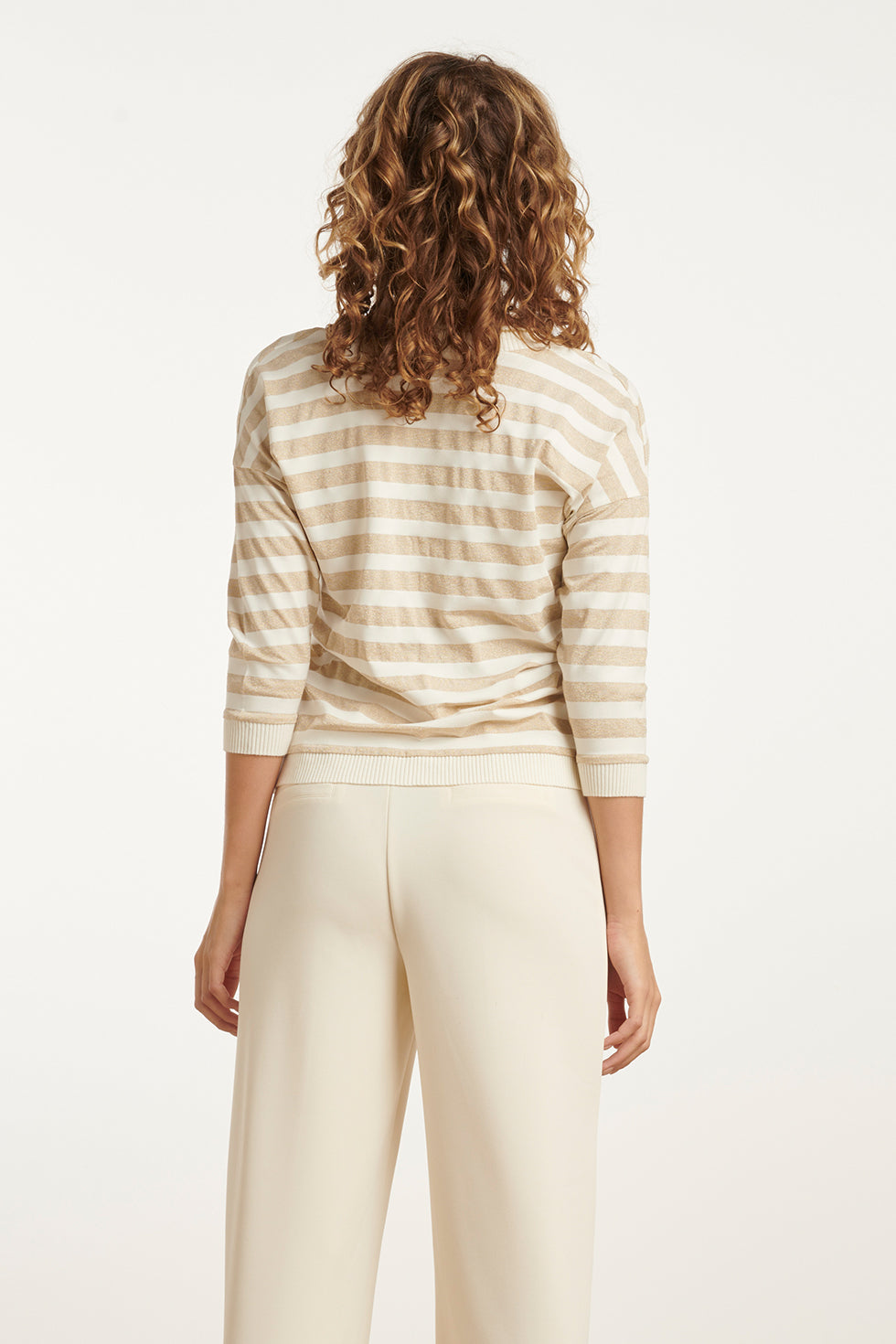 25180 Off White Top Met Chevron Streepprint | Off White-Gold