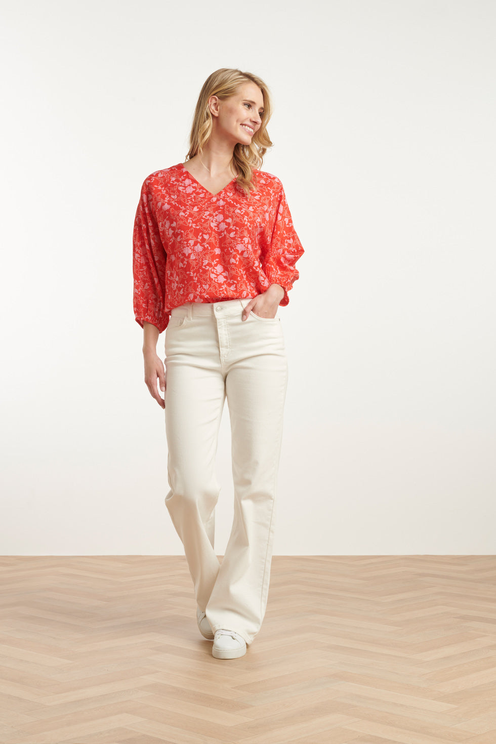 25186 Baby Bloemenprint Top | Red - Muticolour