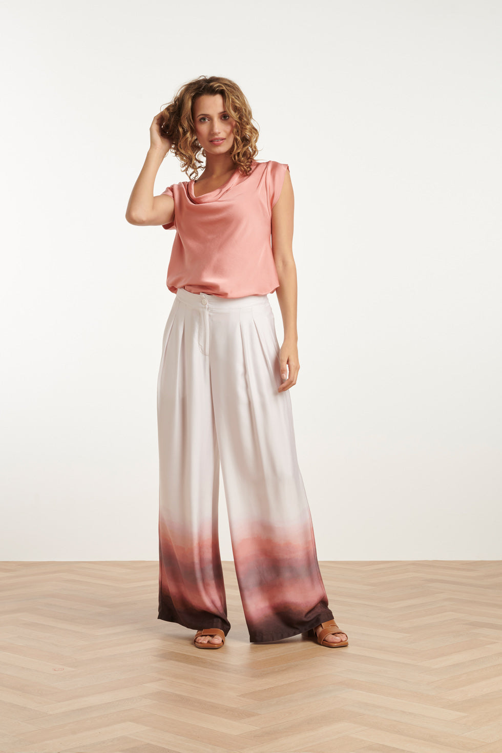 25212 Waterfall Satijn Top | Old Pink