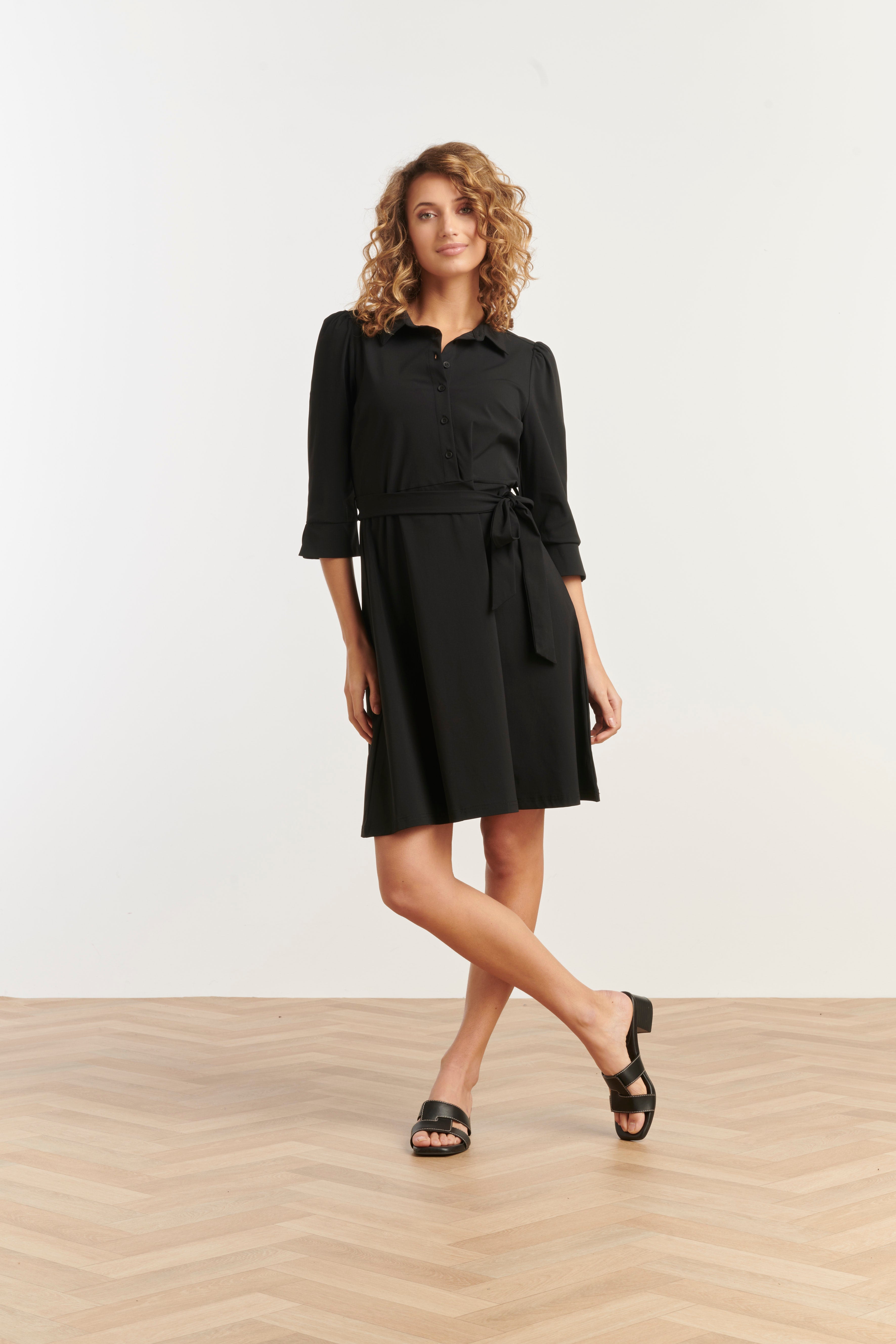 25243 Travel Kwaliteit Jurk | Black
