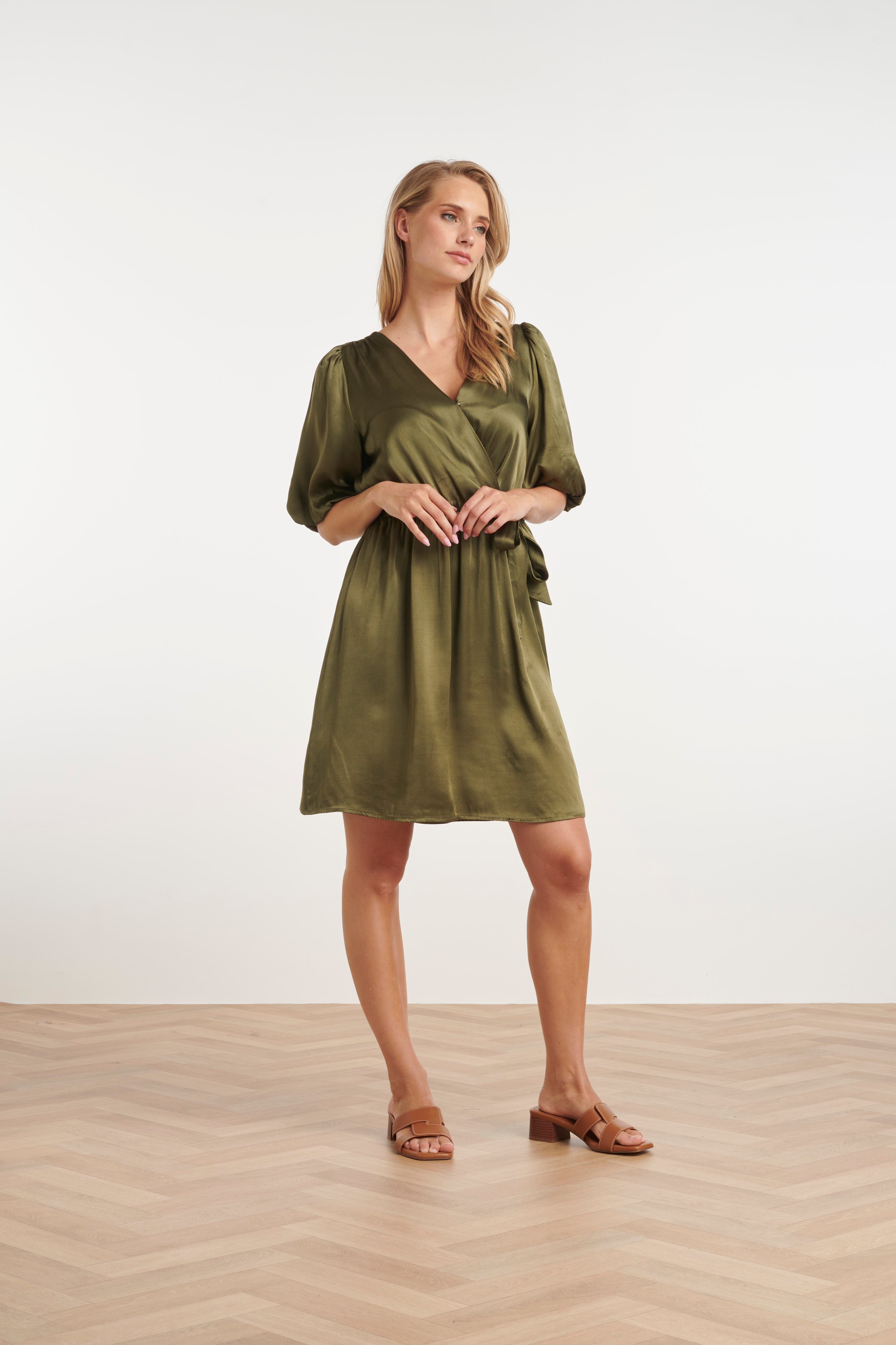 25322, Jurken | Army
