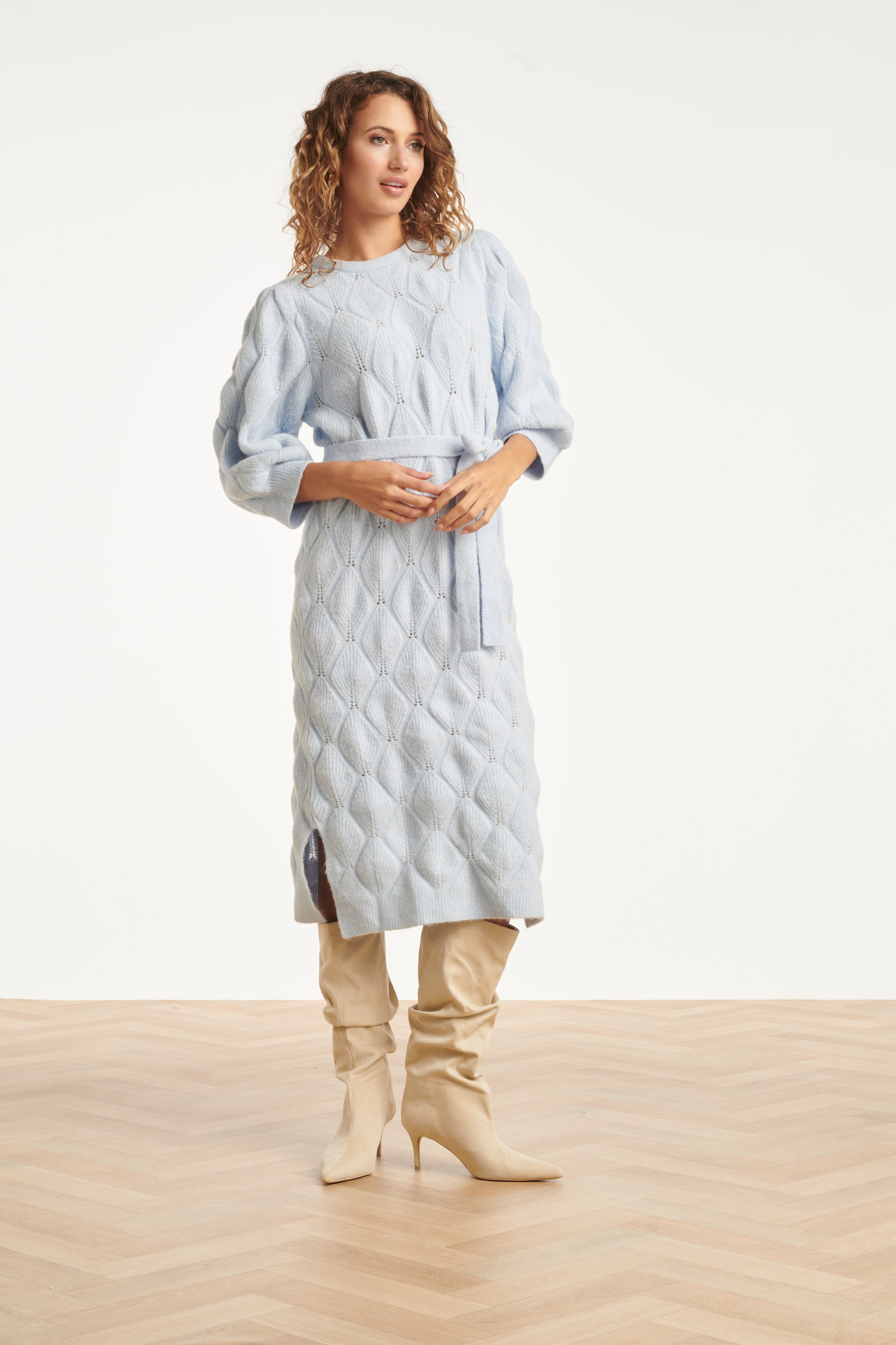 25501 Damesgebreide Midi Jurk | Light Blue