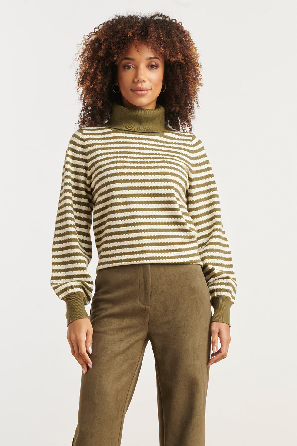 25526 Smashed Lemon Gebreide Damestop met Hoge Col Pofmouwen | Army - Off White