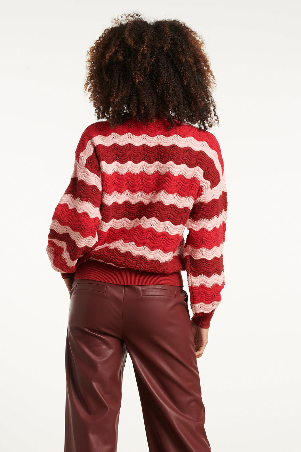 25528 Damesgebreide Top Zand Met Golfpatroon Pofm... | Red - Pink