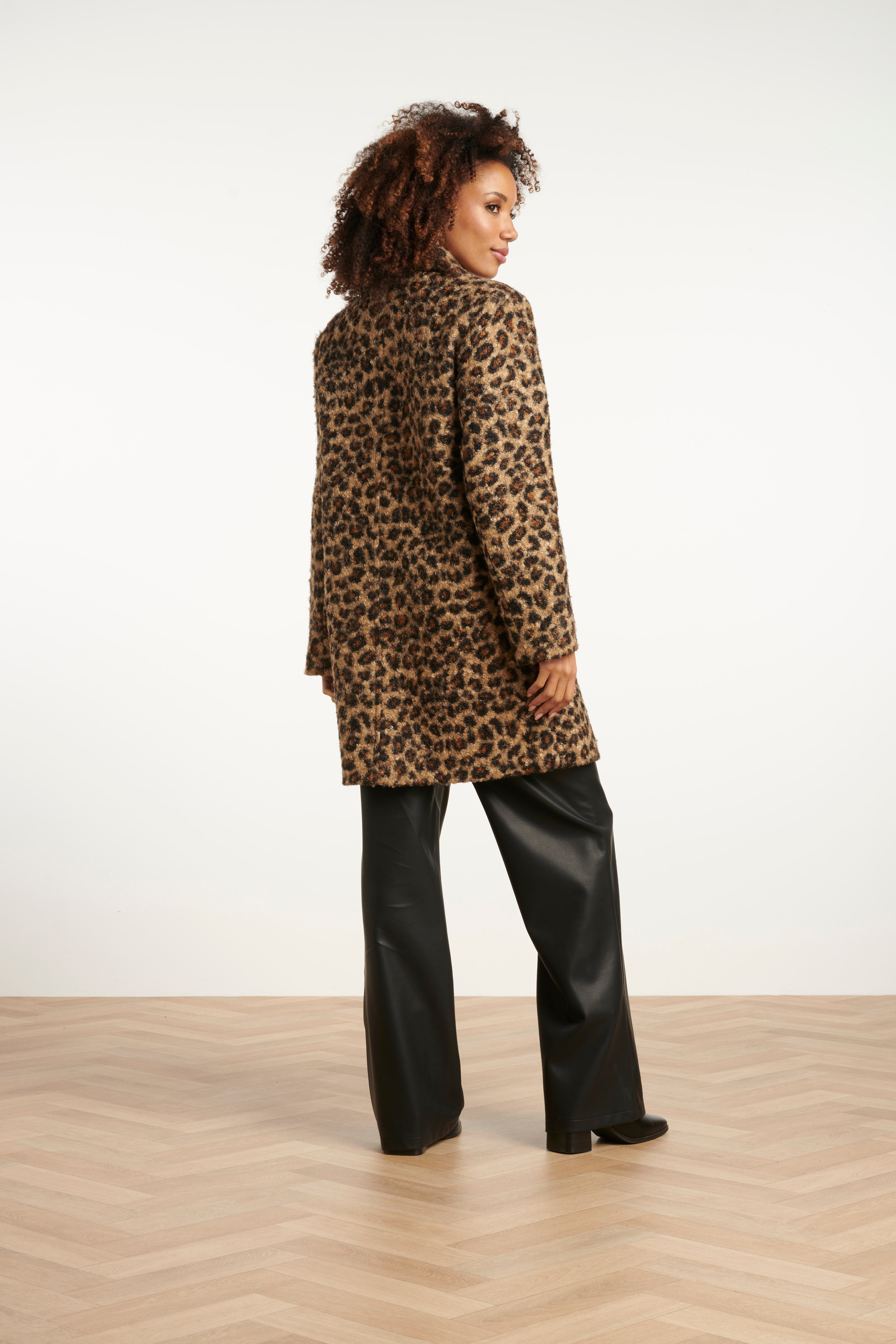 25542 Bouclé DierEnprInt Jas in Camel en Zwart | Camel - Black