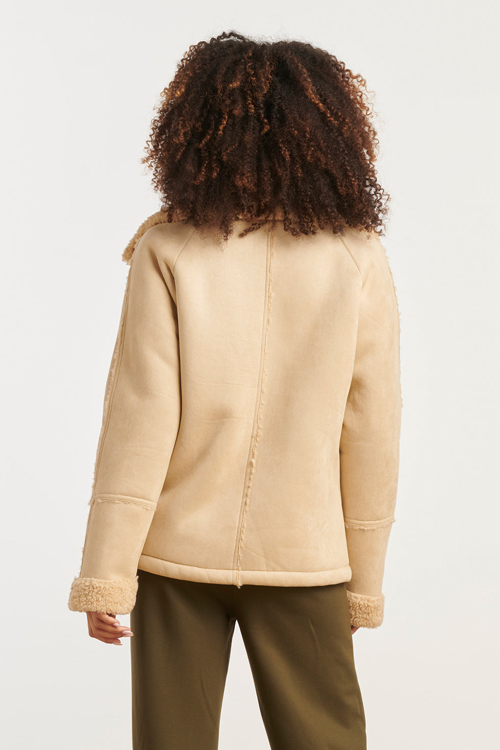 25553 Korte Lammy Jas Met Reverskraag | Sand