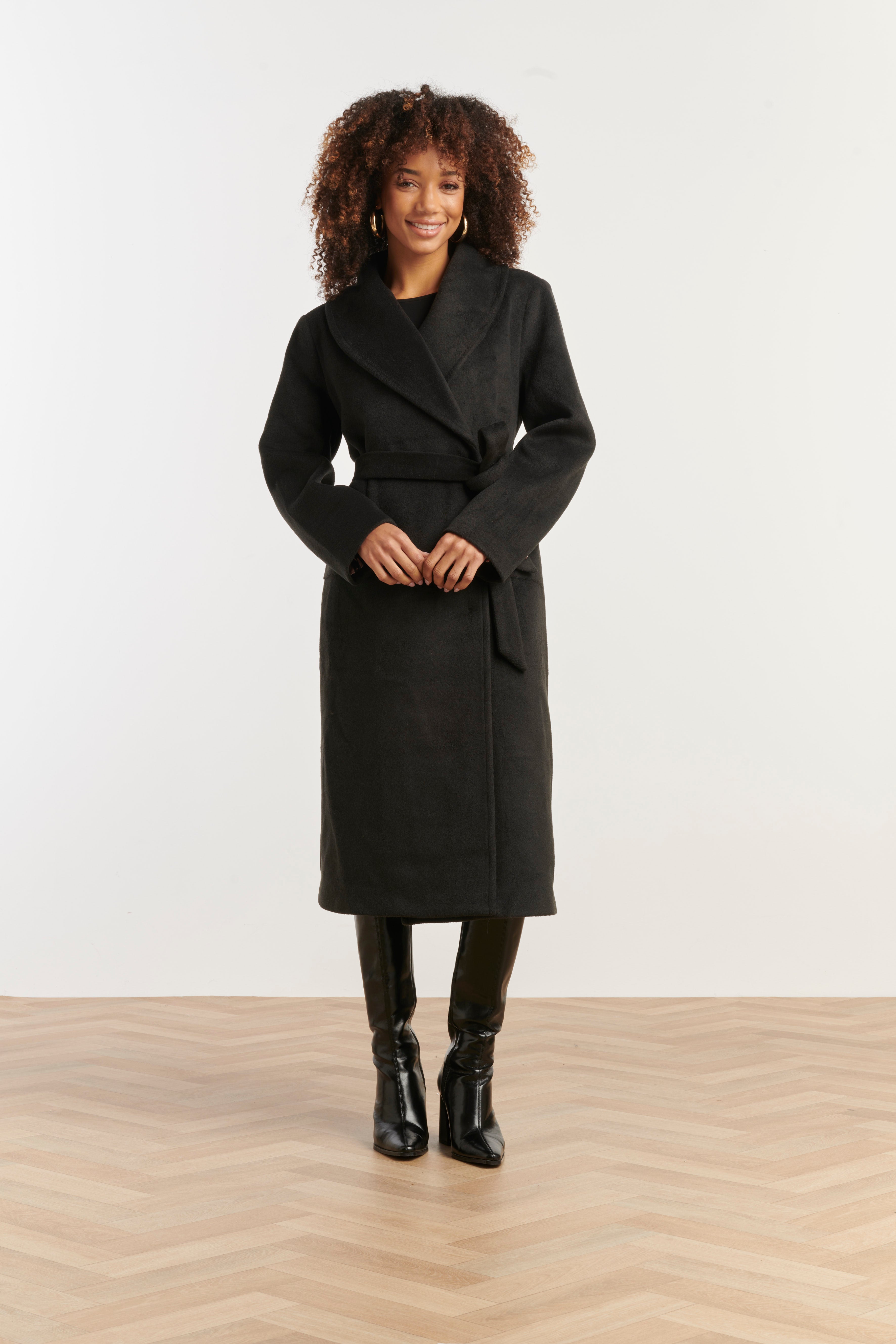 25555 Smashed Lemon Lange Uni Jas met Ceintuur | Black