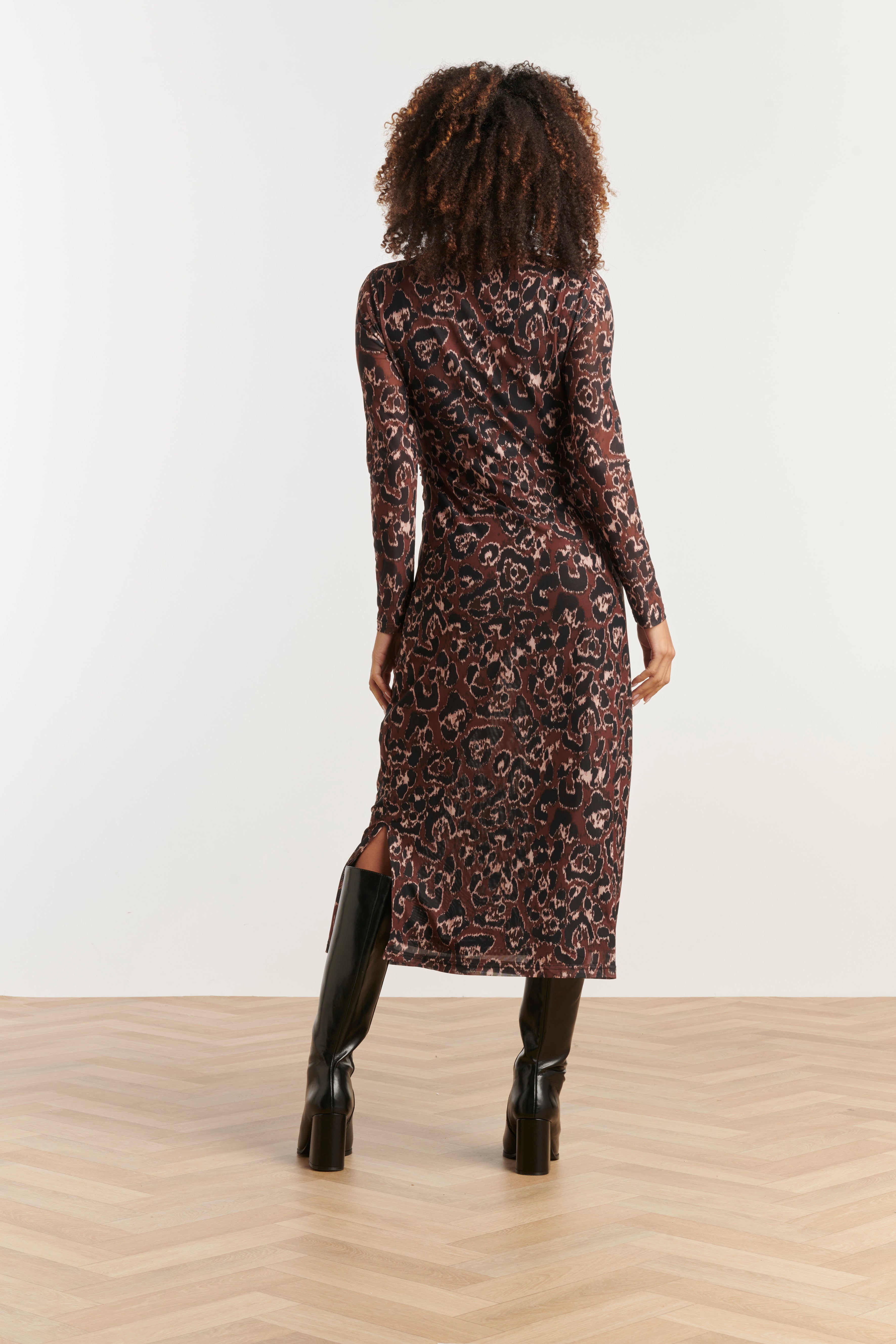 25564 Mesh Midi Jurk Met CheetahprInt in Bruin En Zwart | Brown - Black