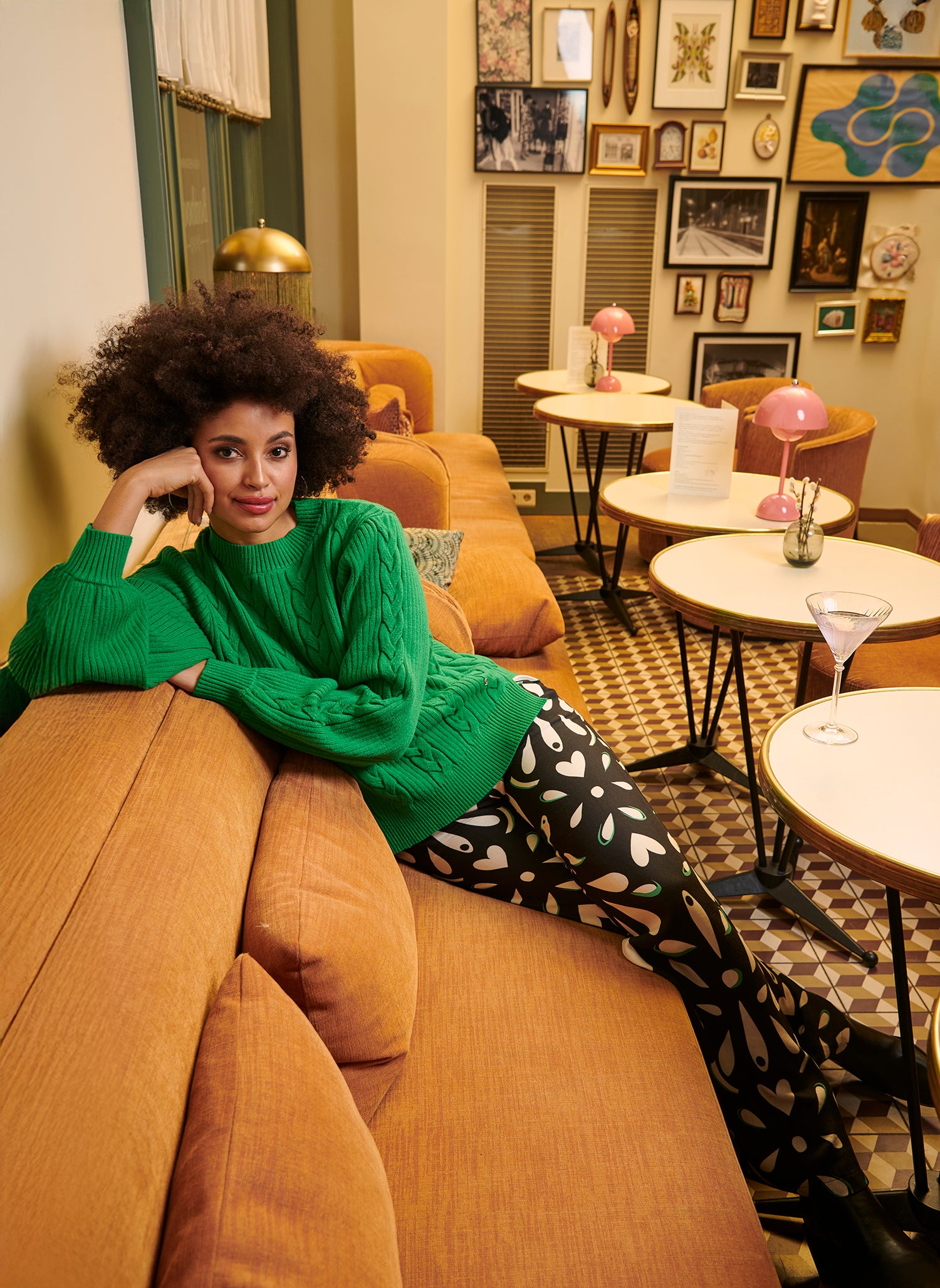 25595 OrnamEnt GeprInt Broek in Zwart Off White en Groen Details | Black - Muticolour