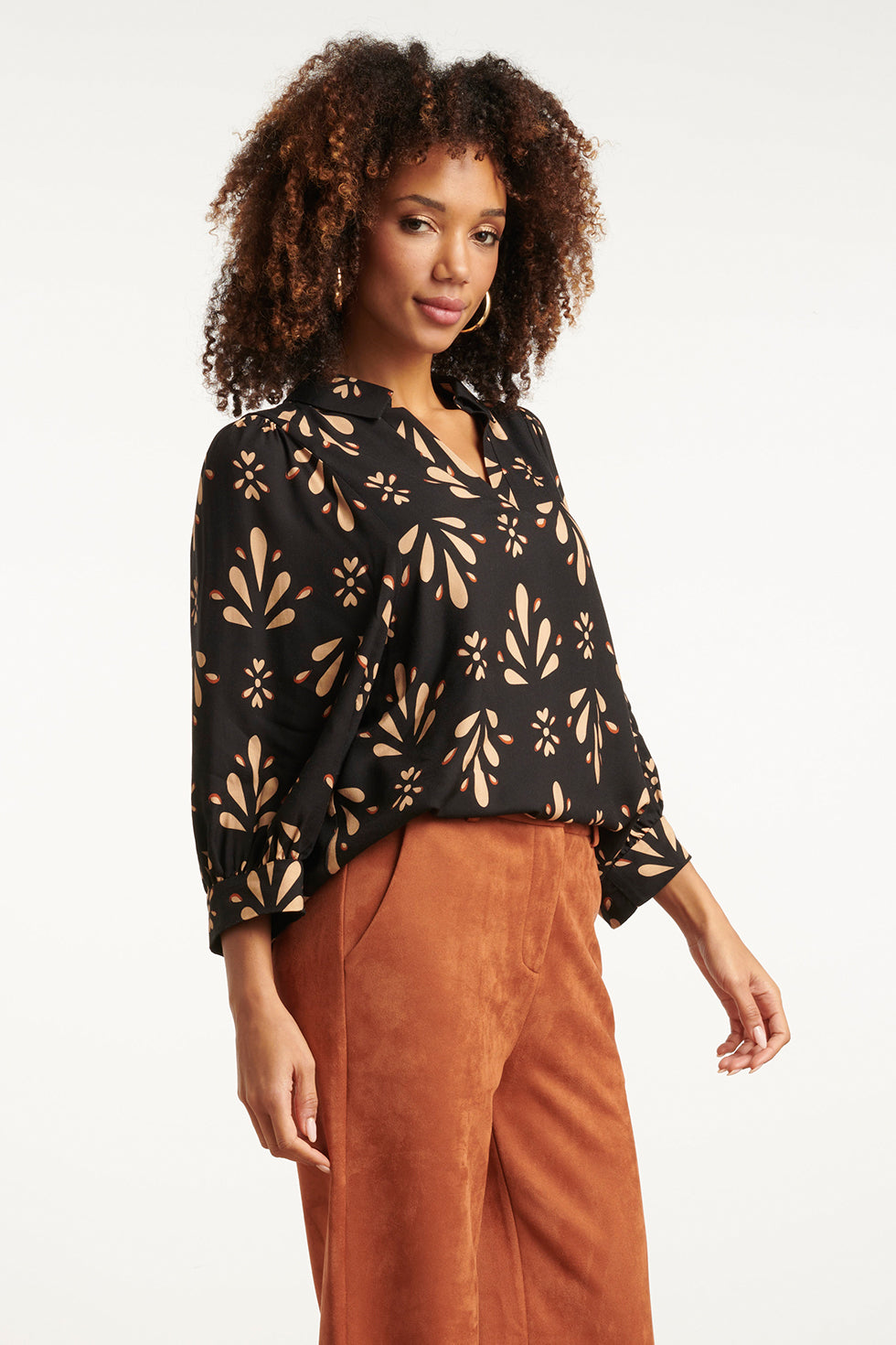 25598 Ornament Geprint Top in Zwart en Camel | Black - Camel