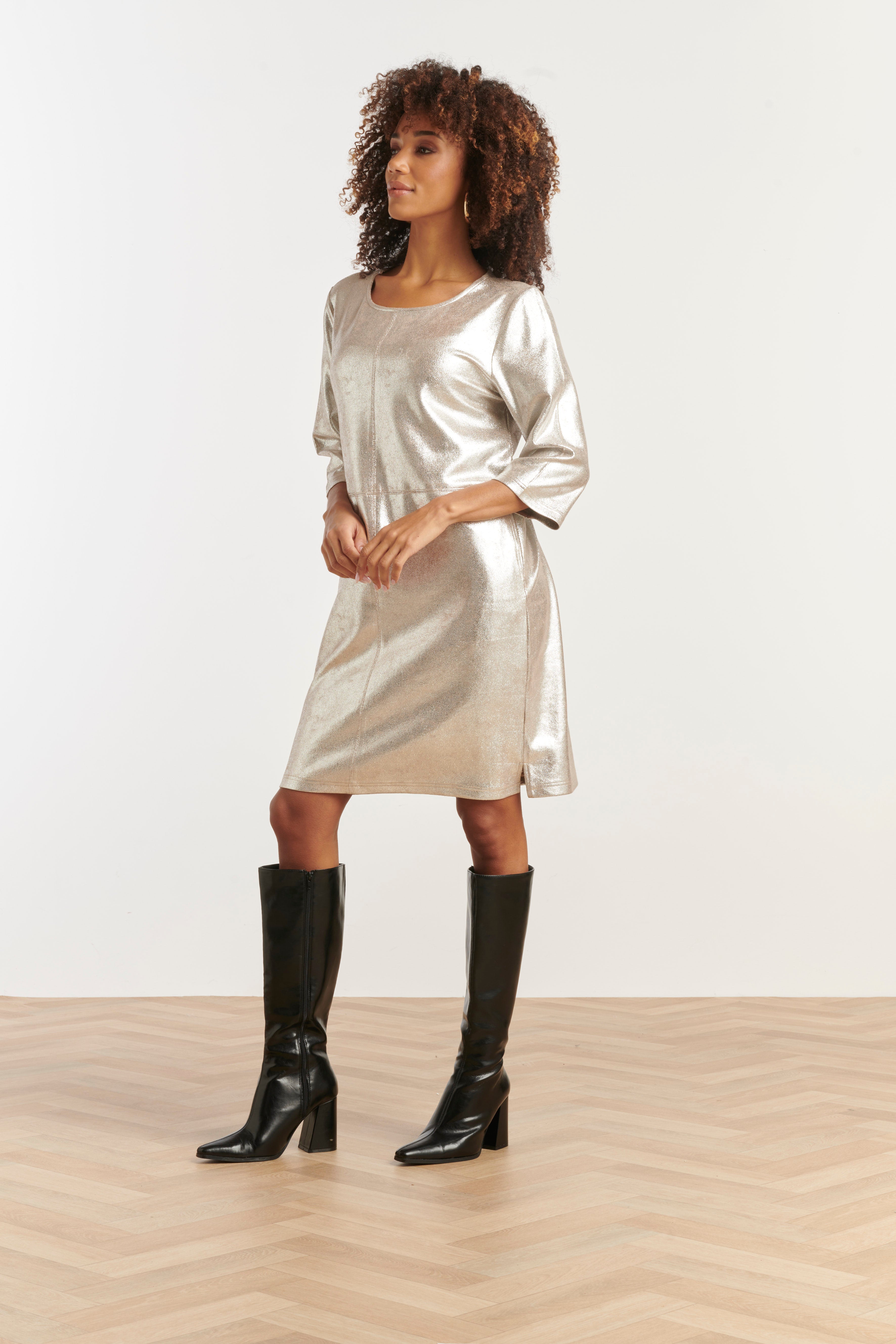 25601 Smashed Lemon Dameslosvallende Metallic Jurk | Silver