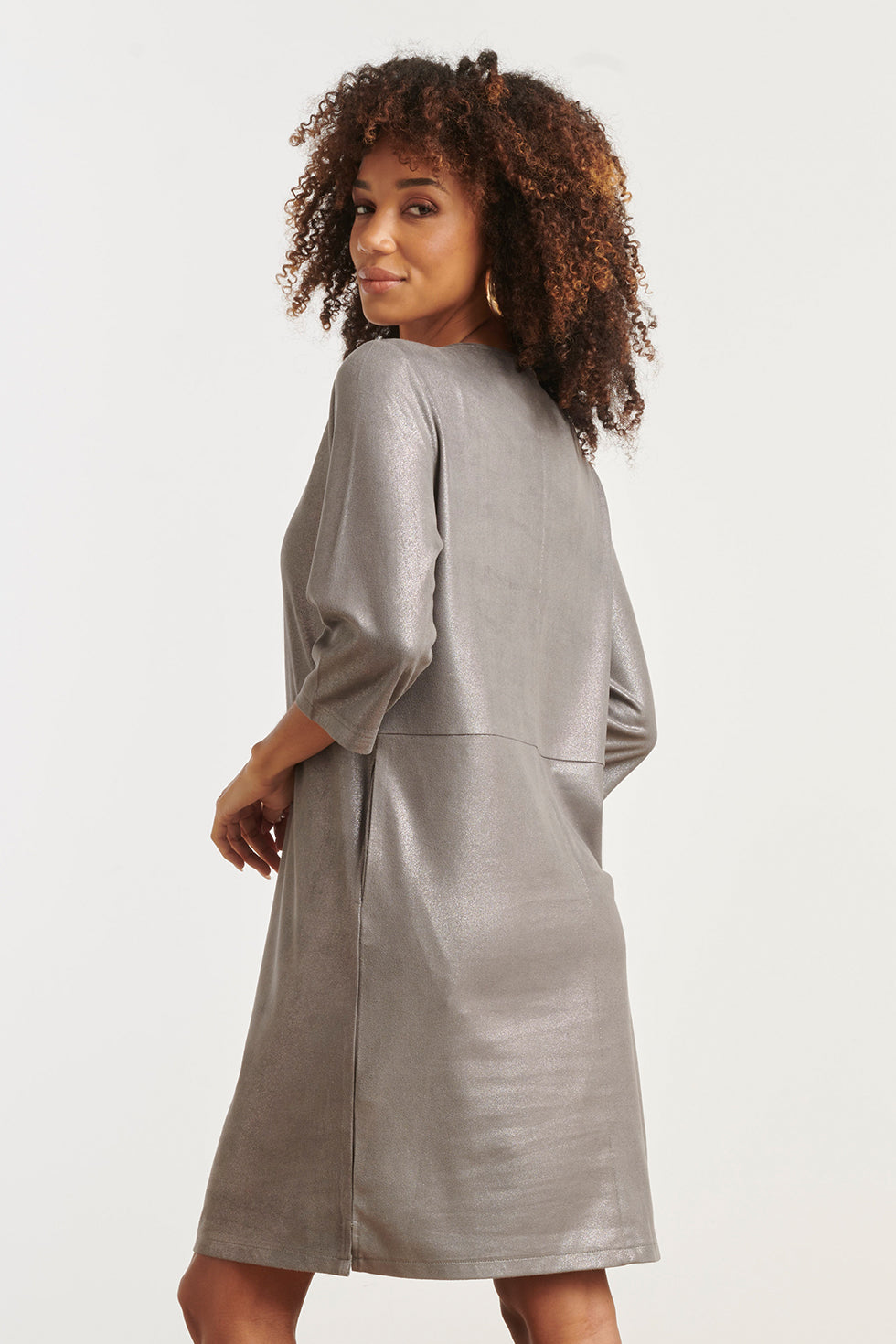 25601 Smashed Lemon Dameslosvallende Metallic Jurk | Silver Grey