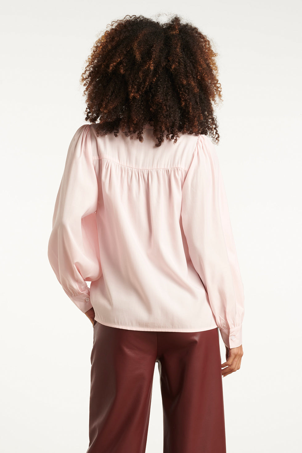 25611 Dameslosvallende Korte Top | Baby Pink