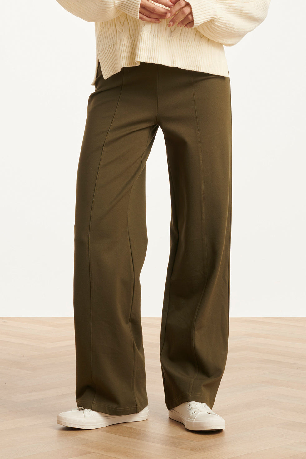 25636 Smashed Lemon Damesstretch Charcoal Broek met Wijde Pijpen | Army