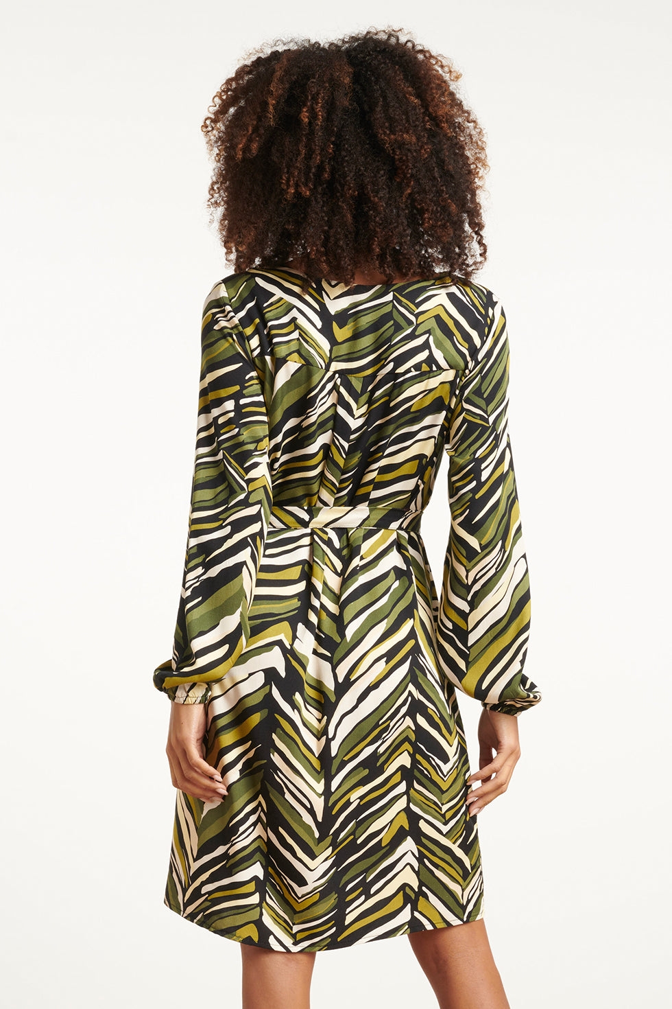 25680 Army Groen Korte Zig-Zag Print Jurk | Army - Muticolour