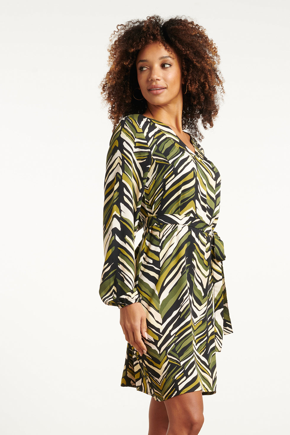 25680 Army Groen Korte Zig-Zag Print Jurk | Army - Muticolour