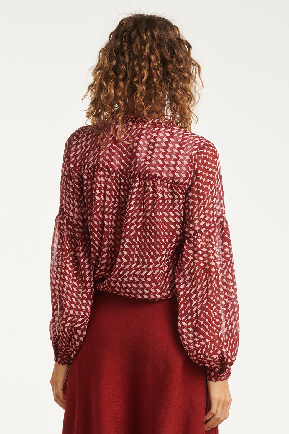 25707 Bordeaux En Babyroze Geometrische Geprint Blouse | Bordeaux - Baby Pink