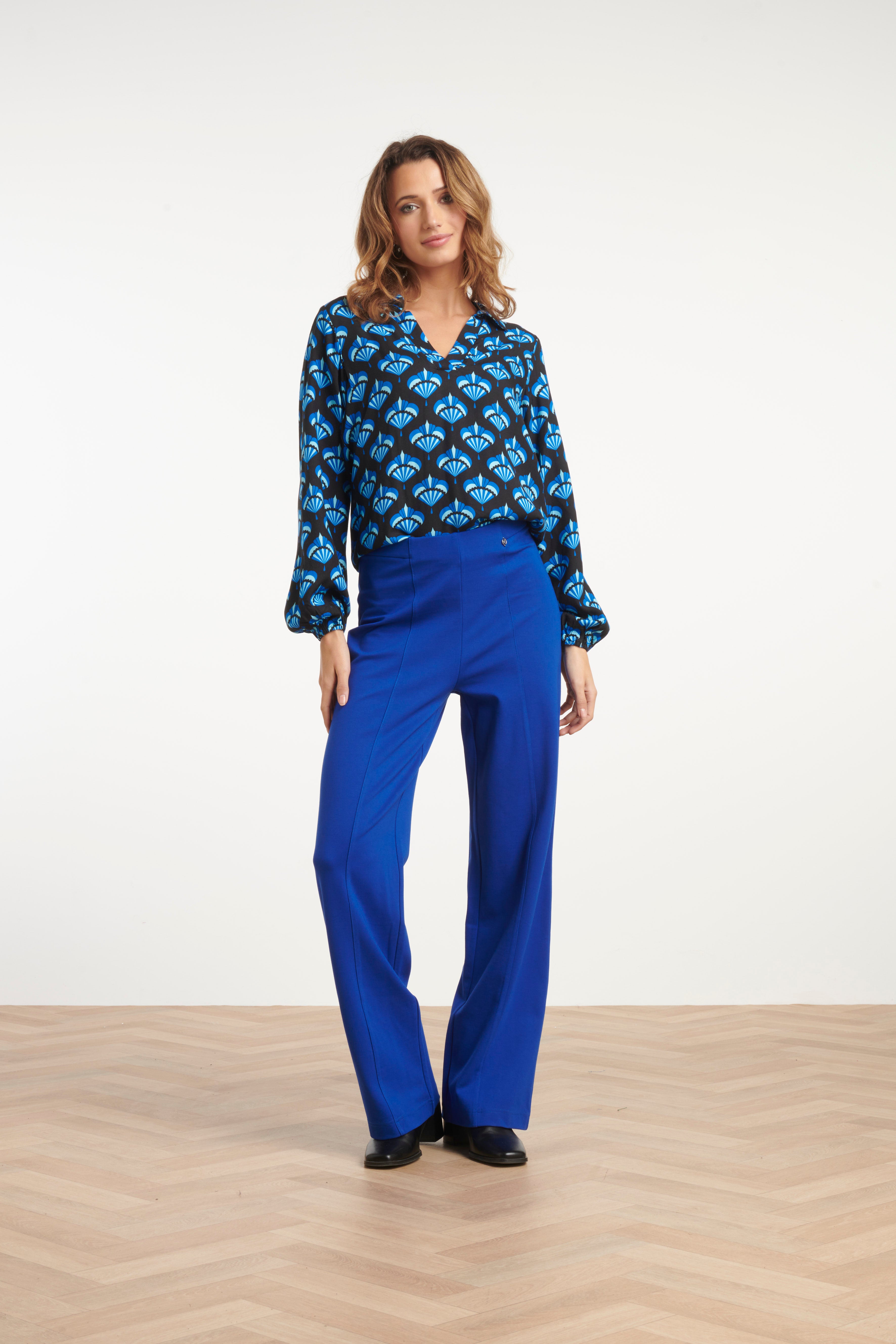 25751 – Soepele Broek Met Wijde Pijp | Cobalt