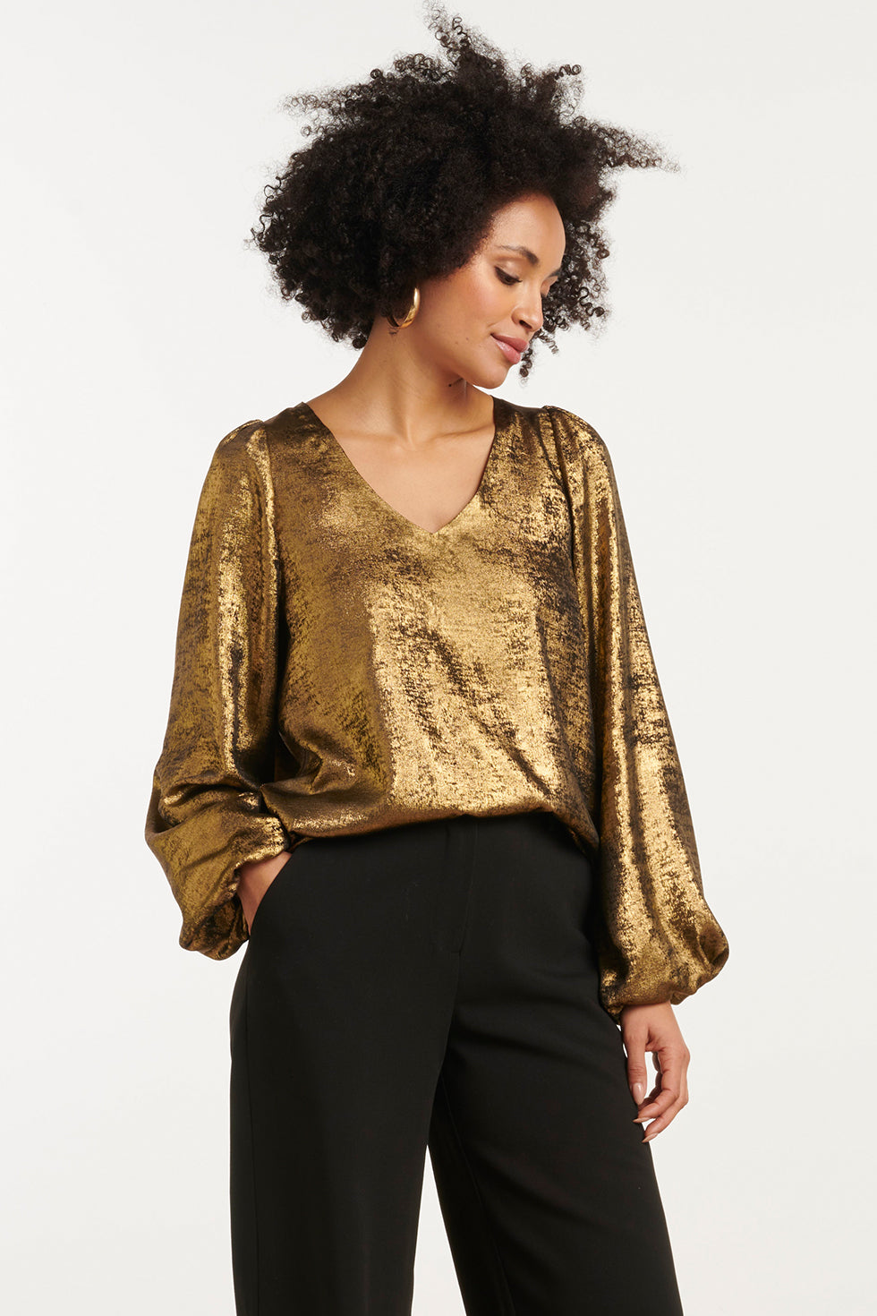25754 – Glanzende Top Met Losse Fit | Gold