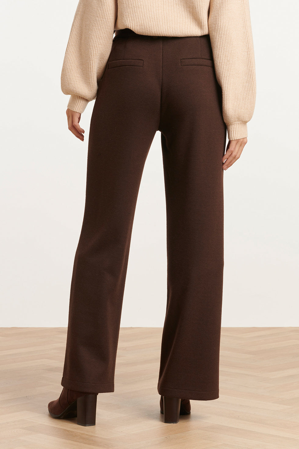 25755 – Smashed Lemon Broek met visgraatstructuur | Brown