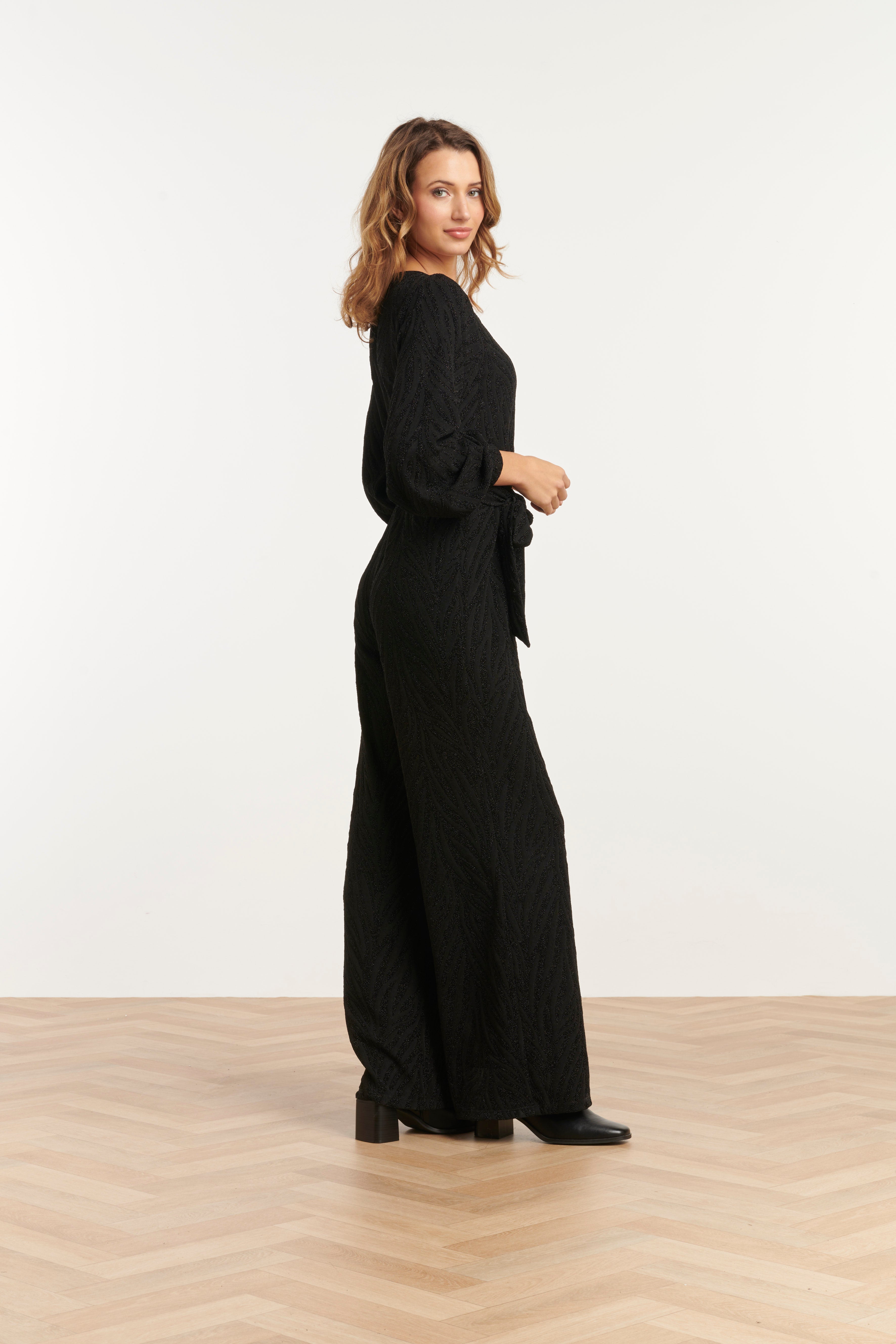 25757 – Smashed Lemon Jumpsuit met tailleaccent | Black