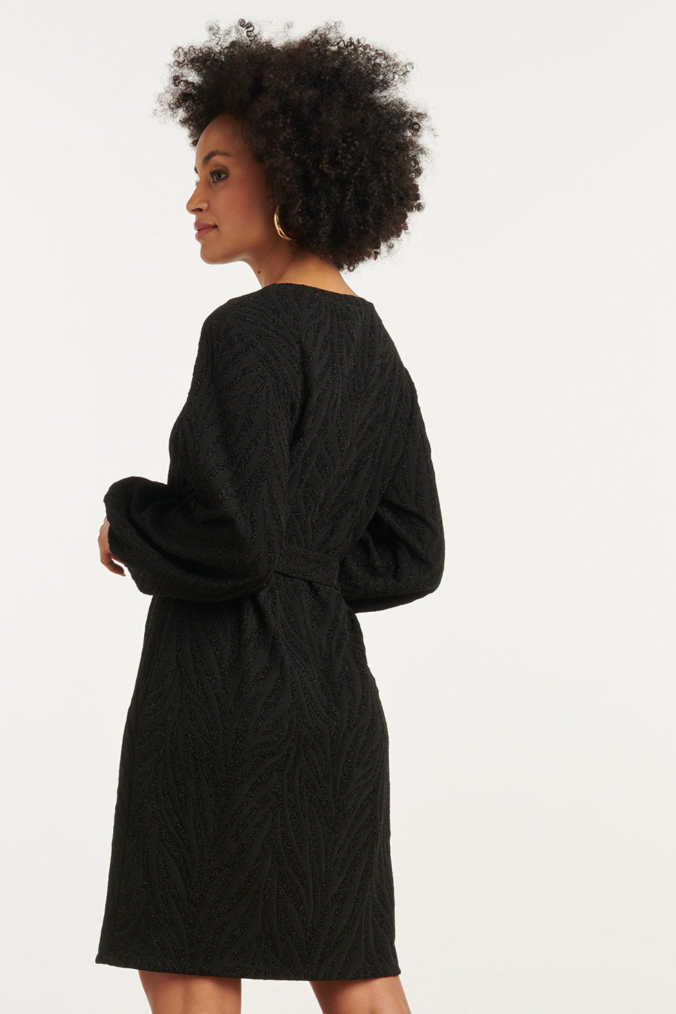 25758 – Gebreide Jurk Met Subtiel Jacquard Dessin | Black