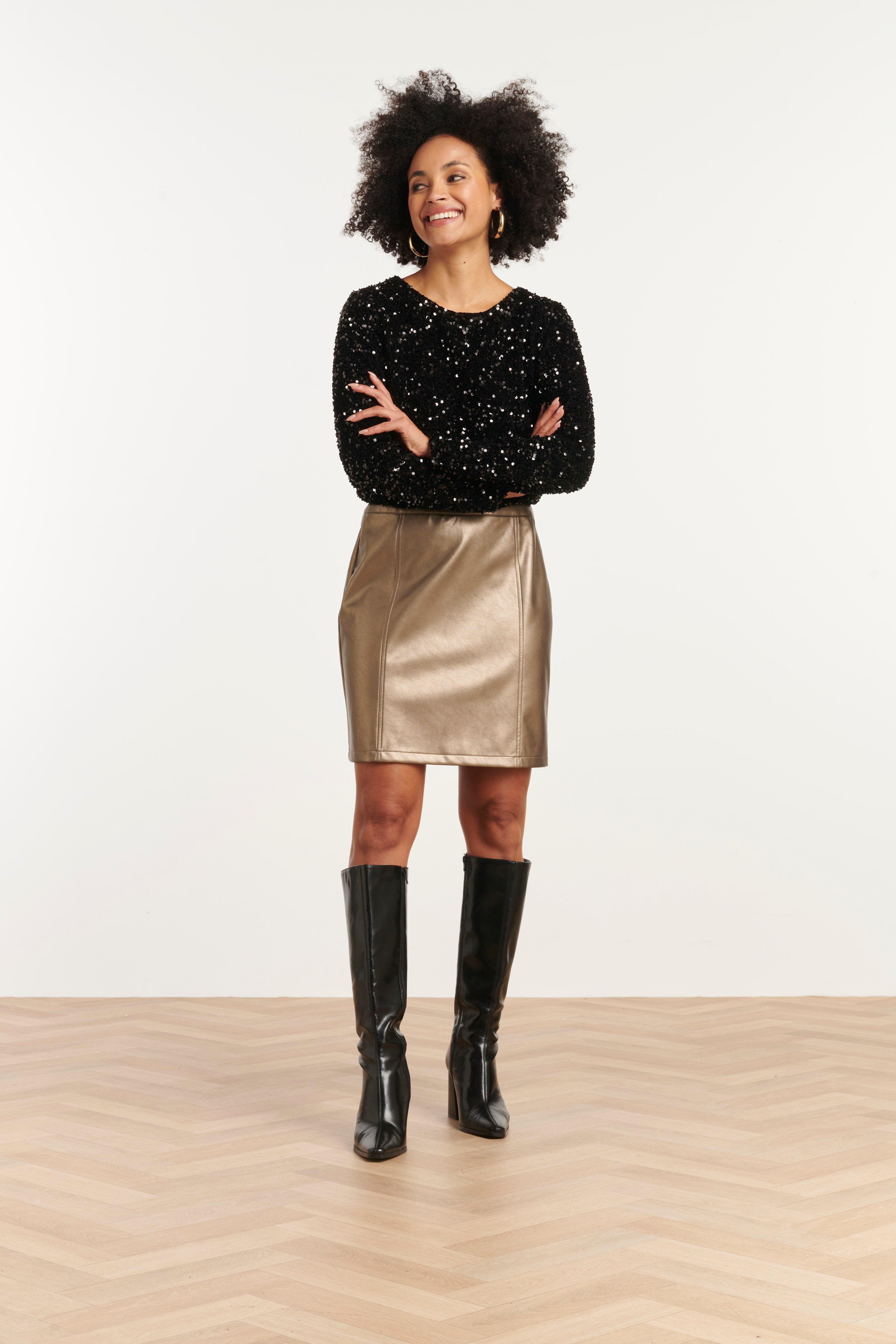 25761 – Pu Rok Met Metallic Look | Gold