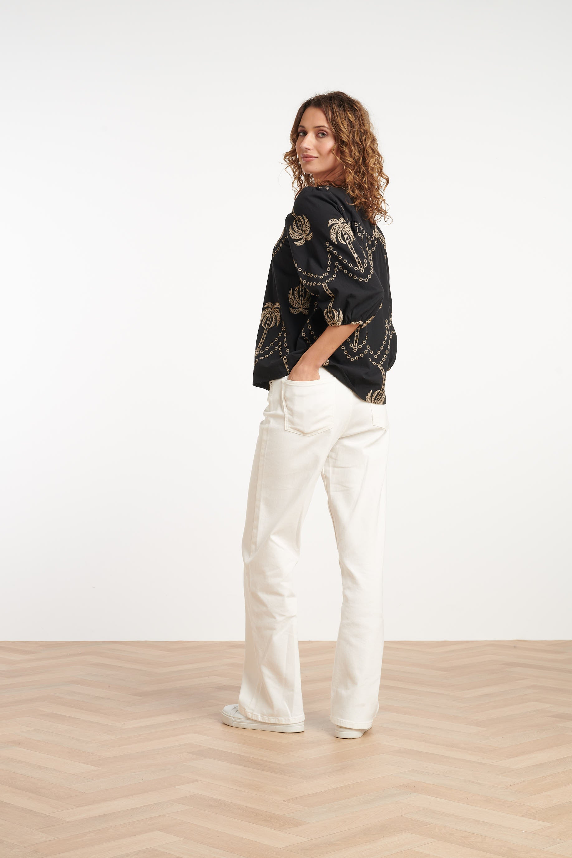 35088, Tops | Black-Sand