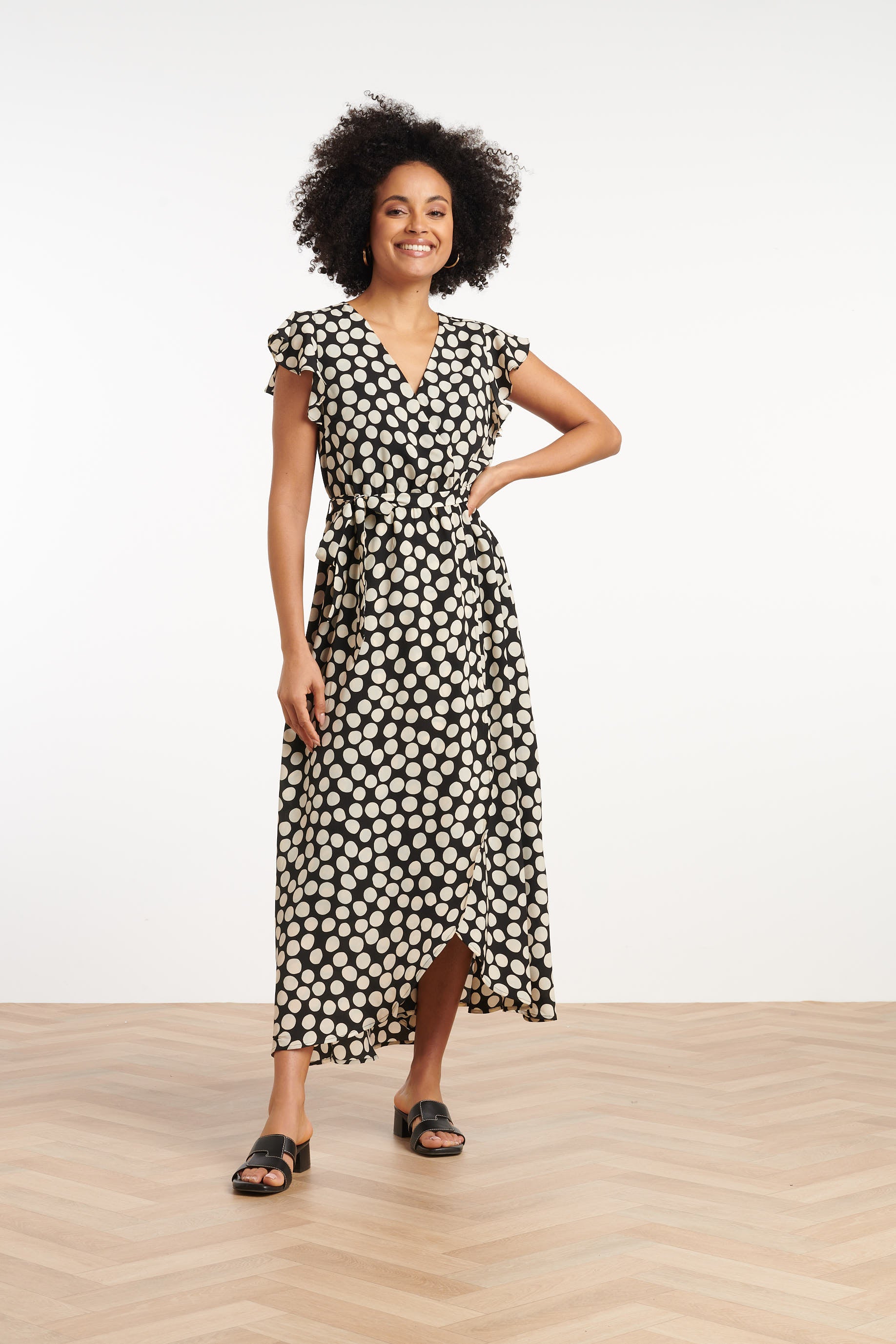 35095, Jurken | Black-Off-White