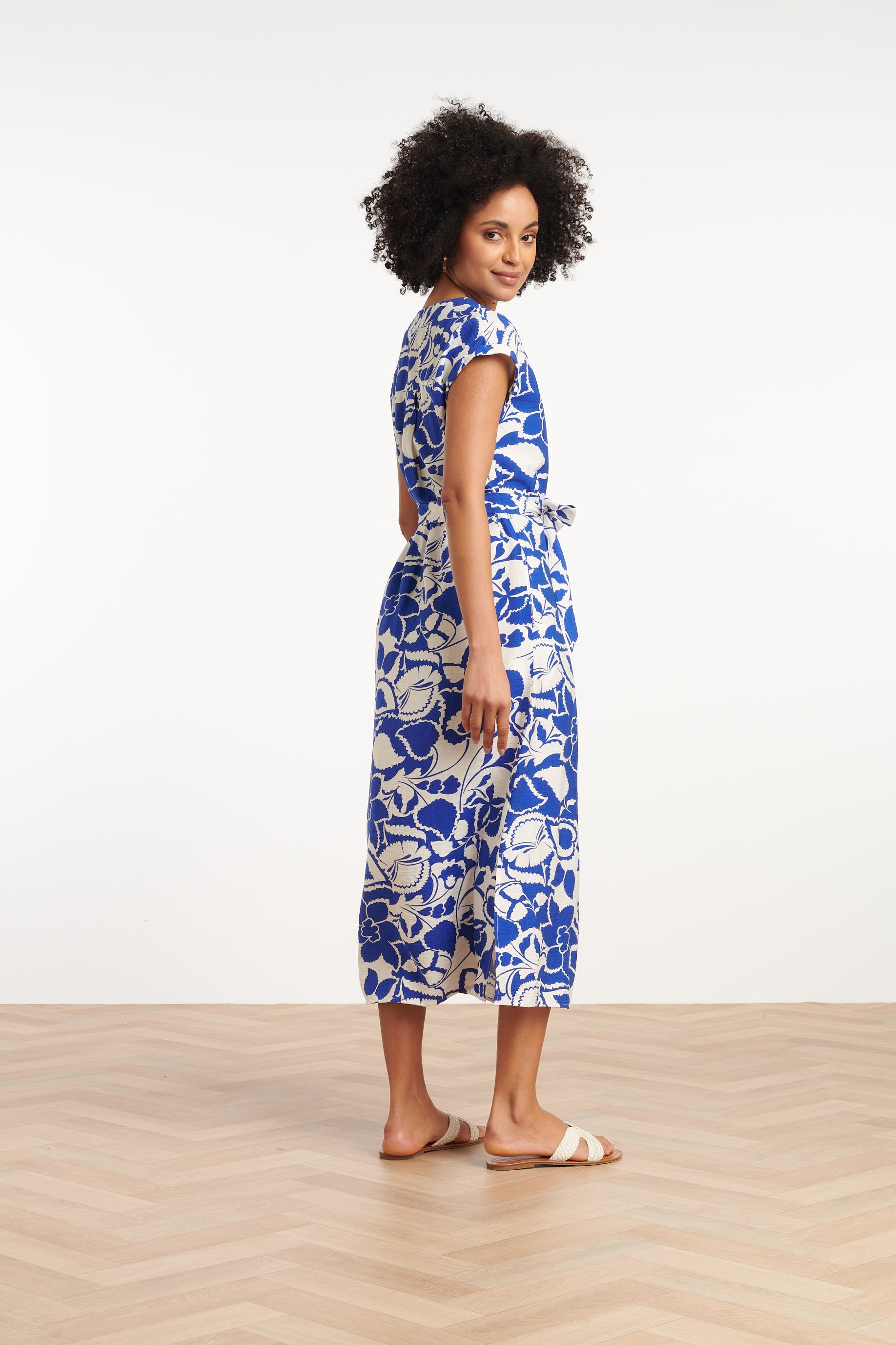 35172, Jurken | Off White-Cobalt Blue