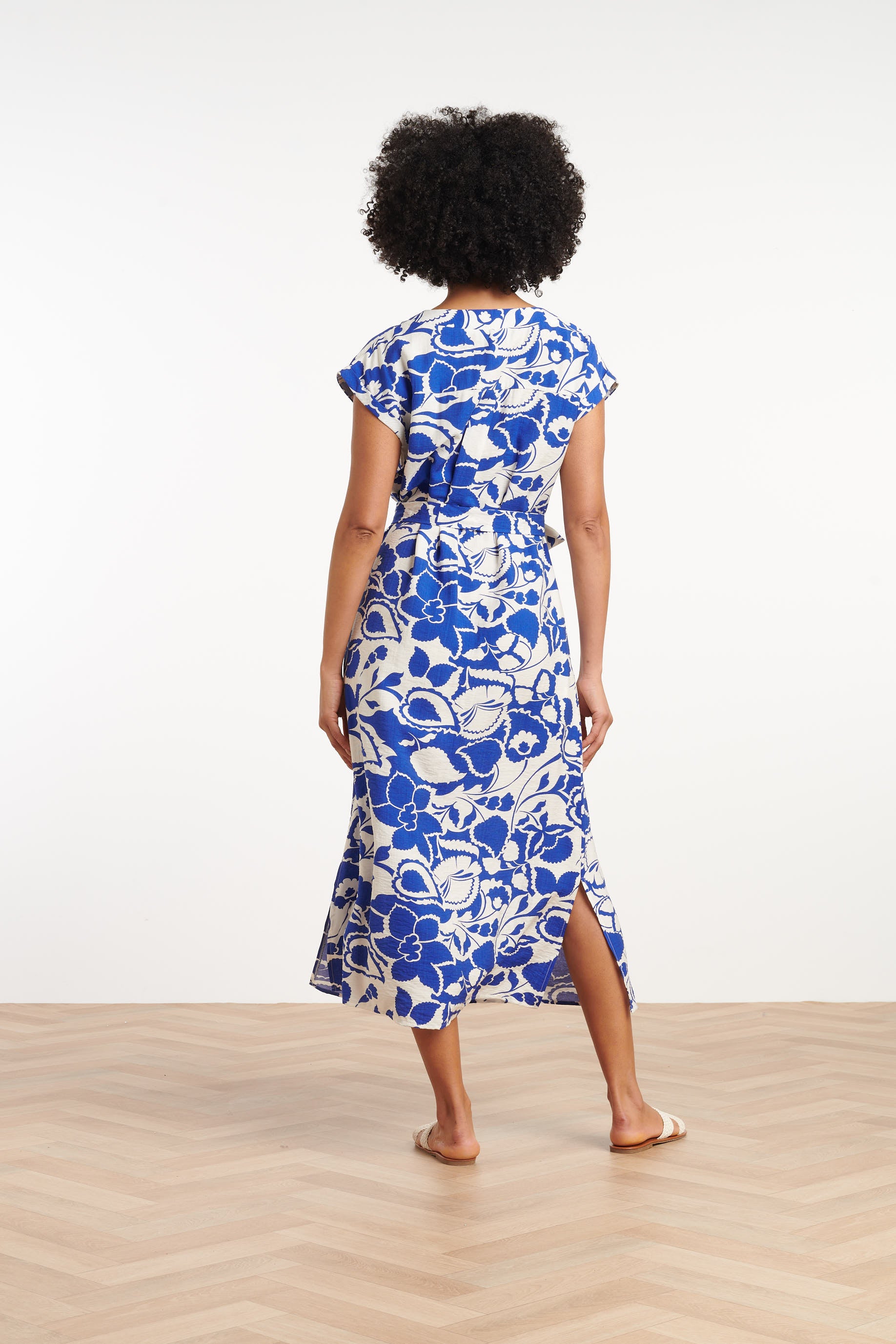 35172, Jurken | Off White-Cobalt Blue