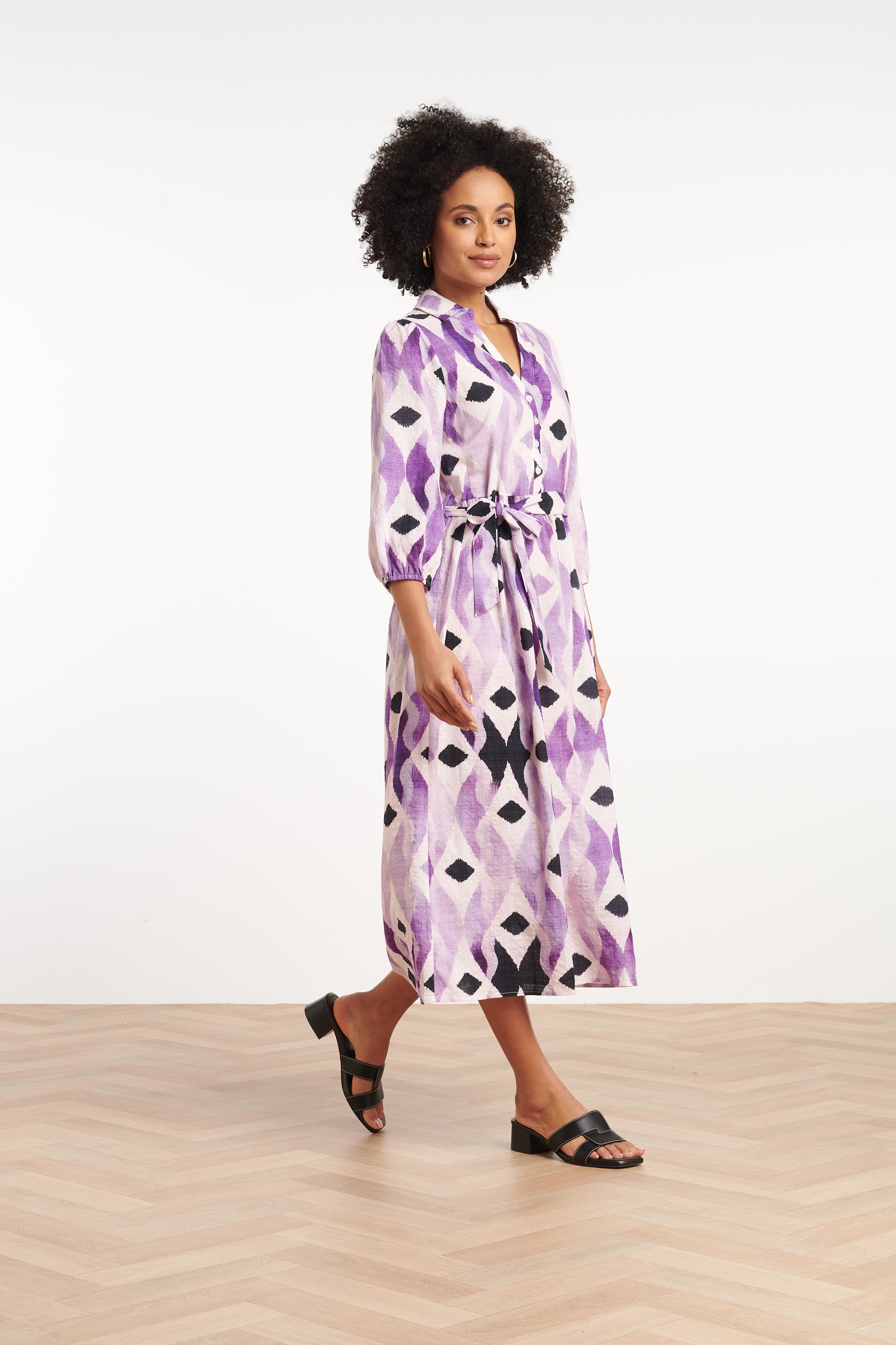 35184, Jurken | Off White - Purple