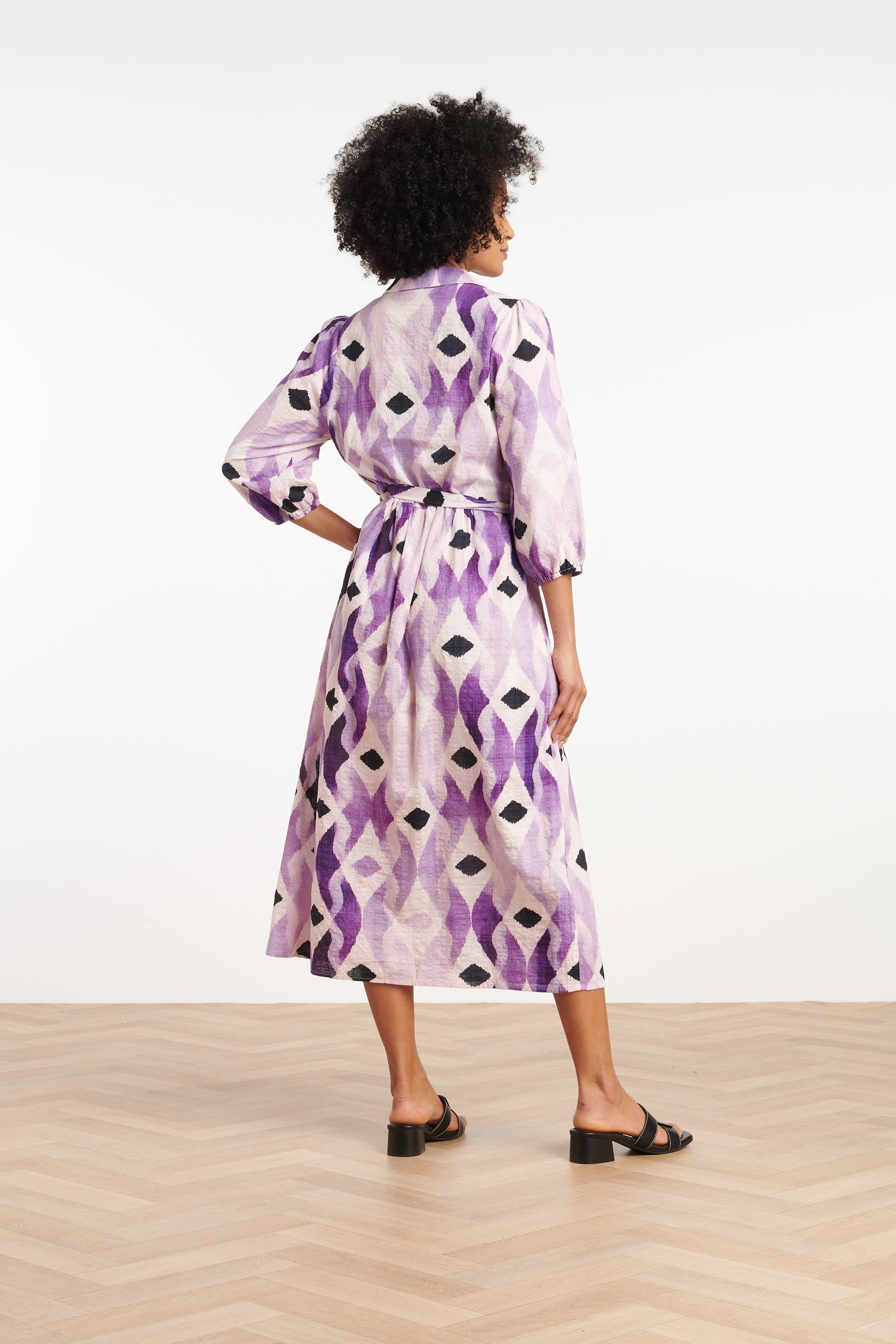 35184, Jurken | Off White - Purple