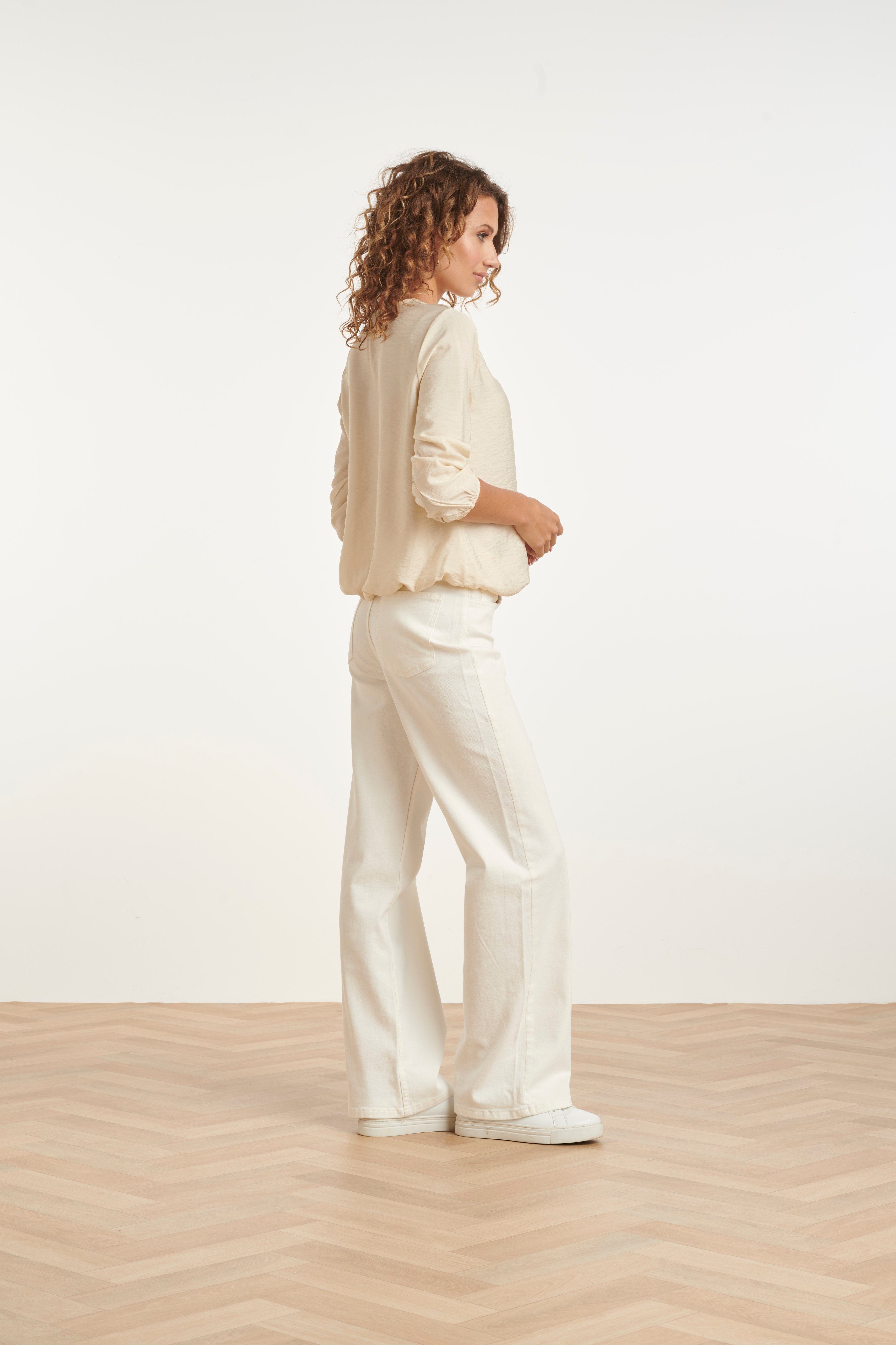 35201, Top | Off White
