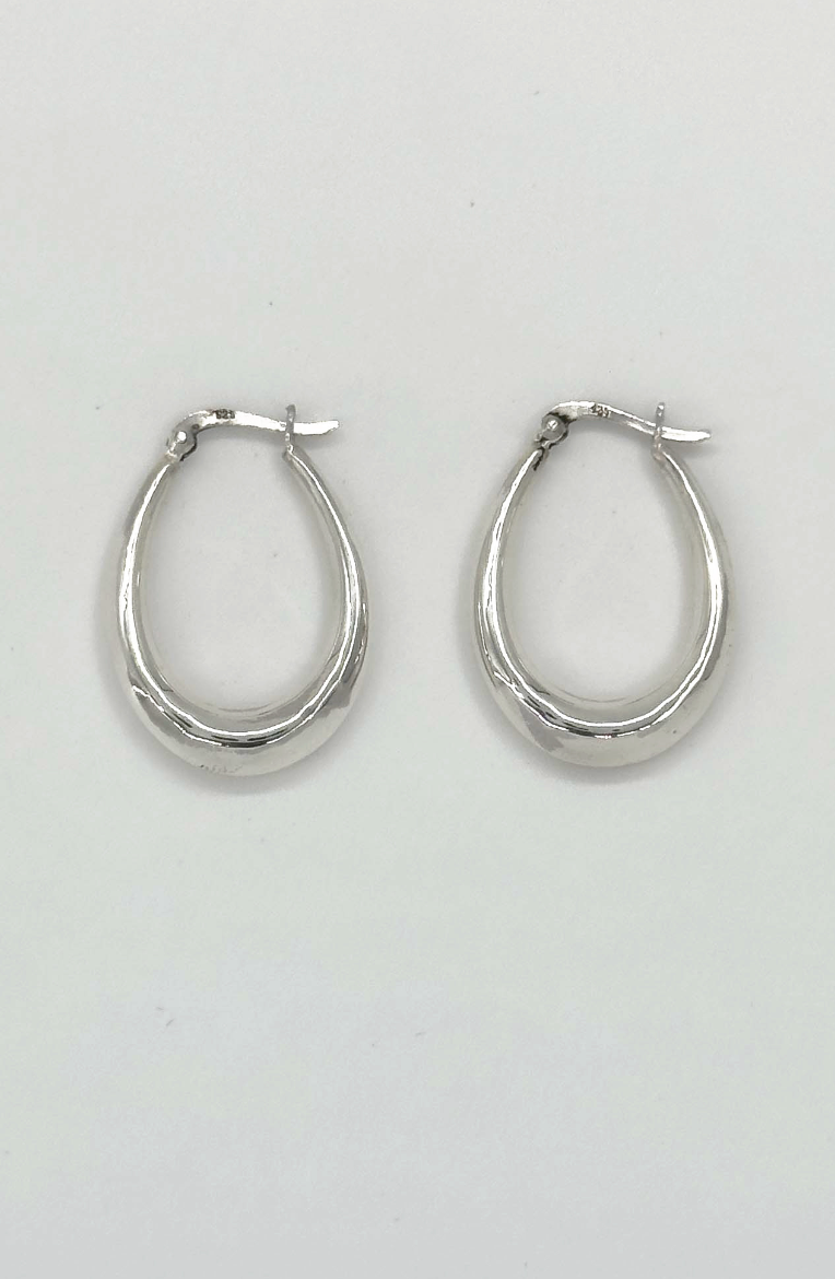 60002 En Ovale Hoepel Oorbellen | Silver